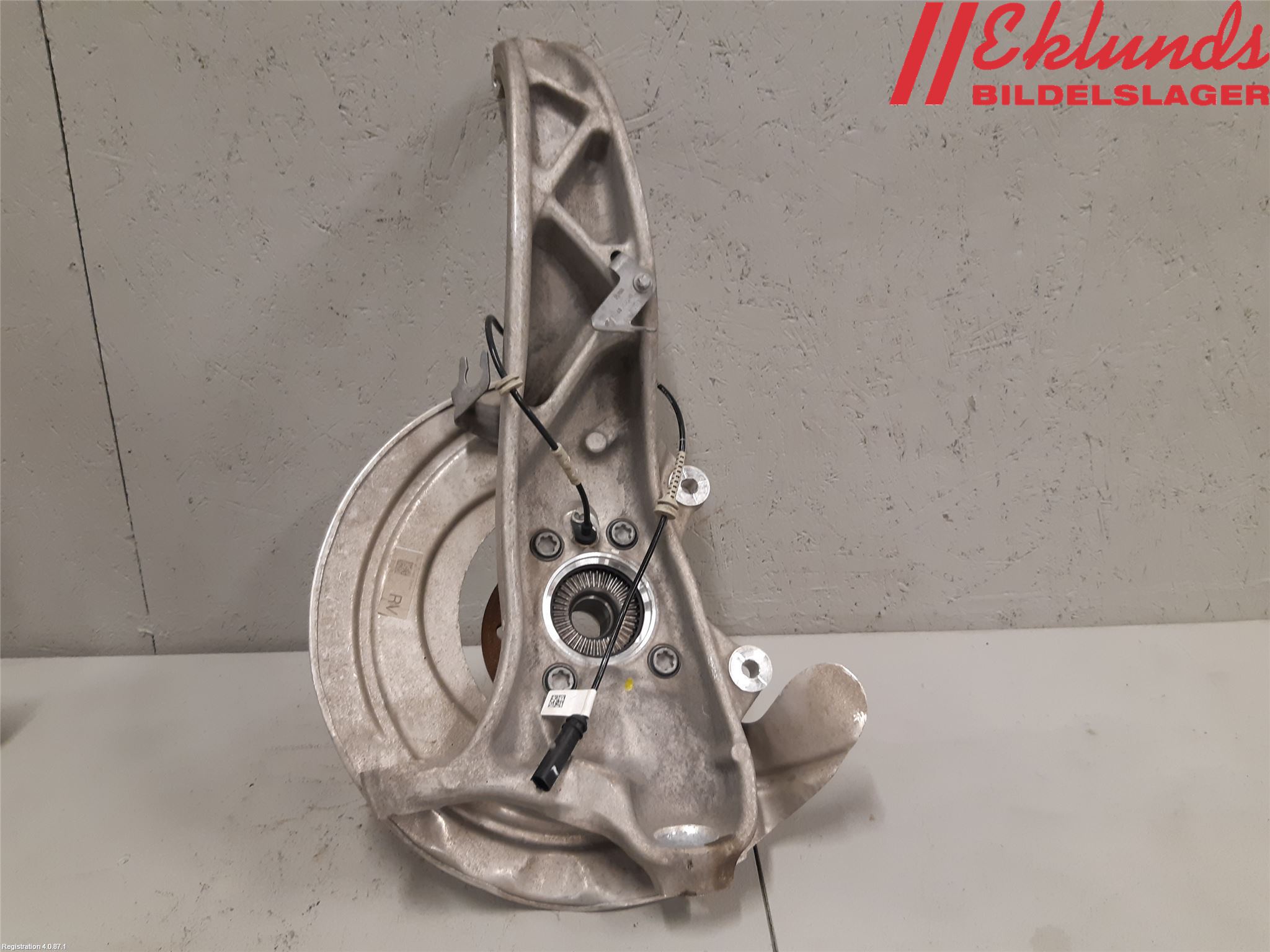 BMW iX I20 22- Styrspindel Lagerhus Hö