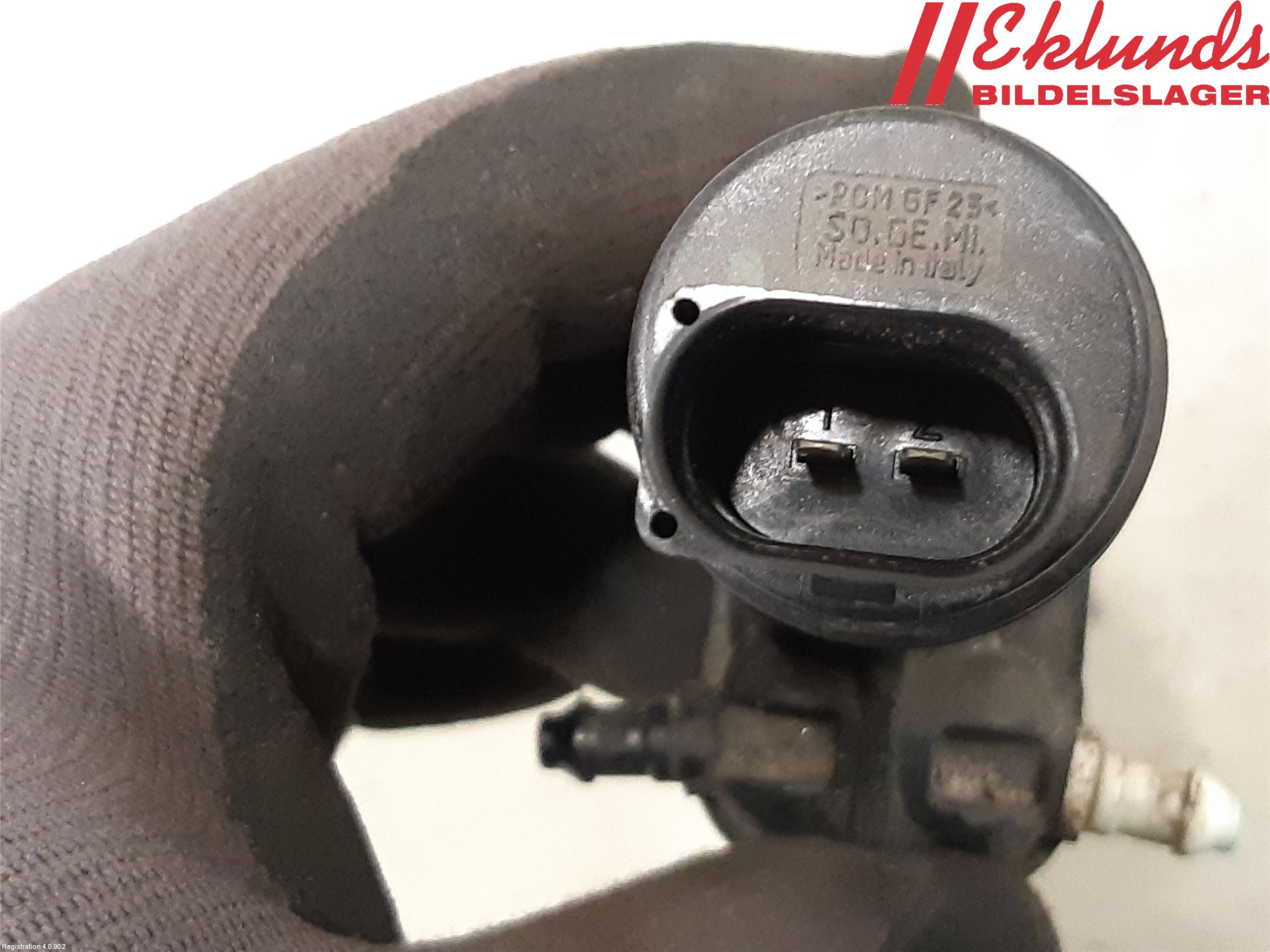 Volkswagen VW UP! / E-UP! Spolarpump Vindruta