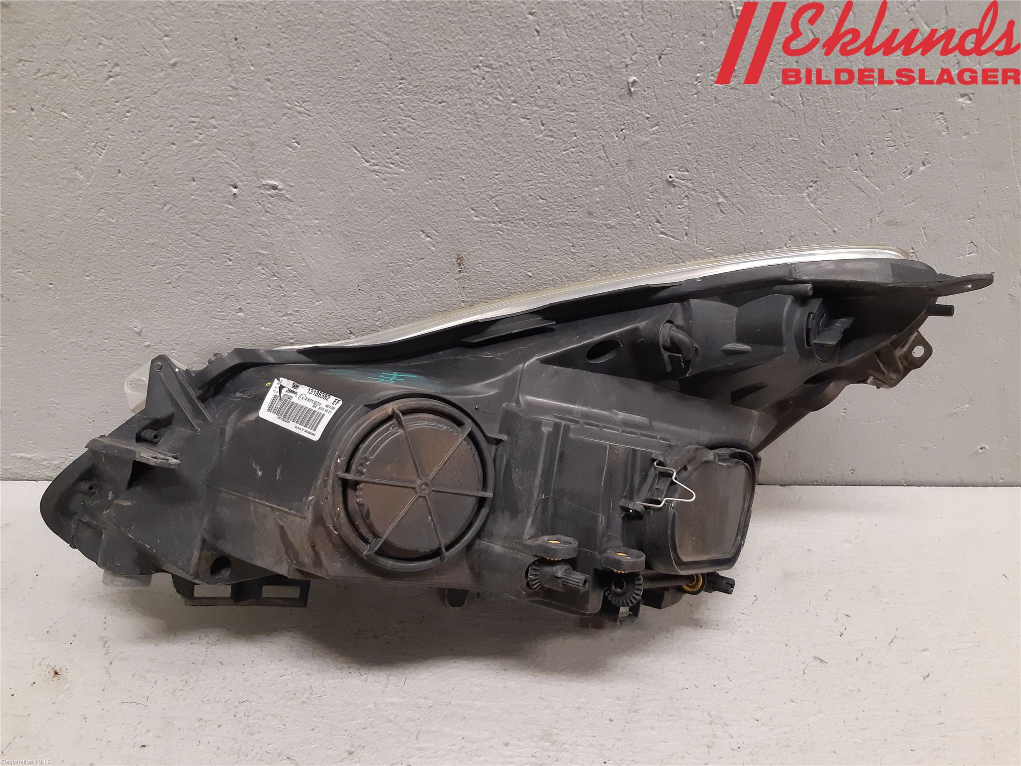 Opel CORSA D 07-14 Strålkastare Höger