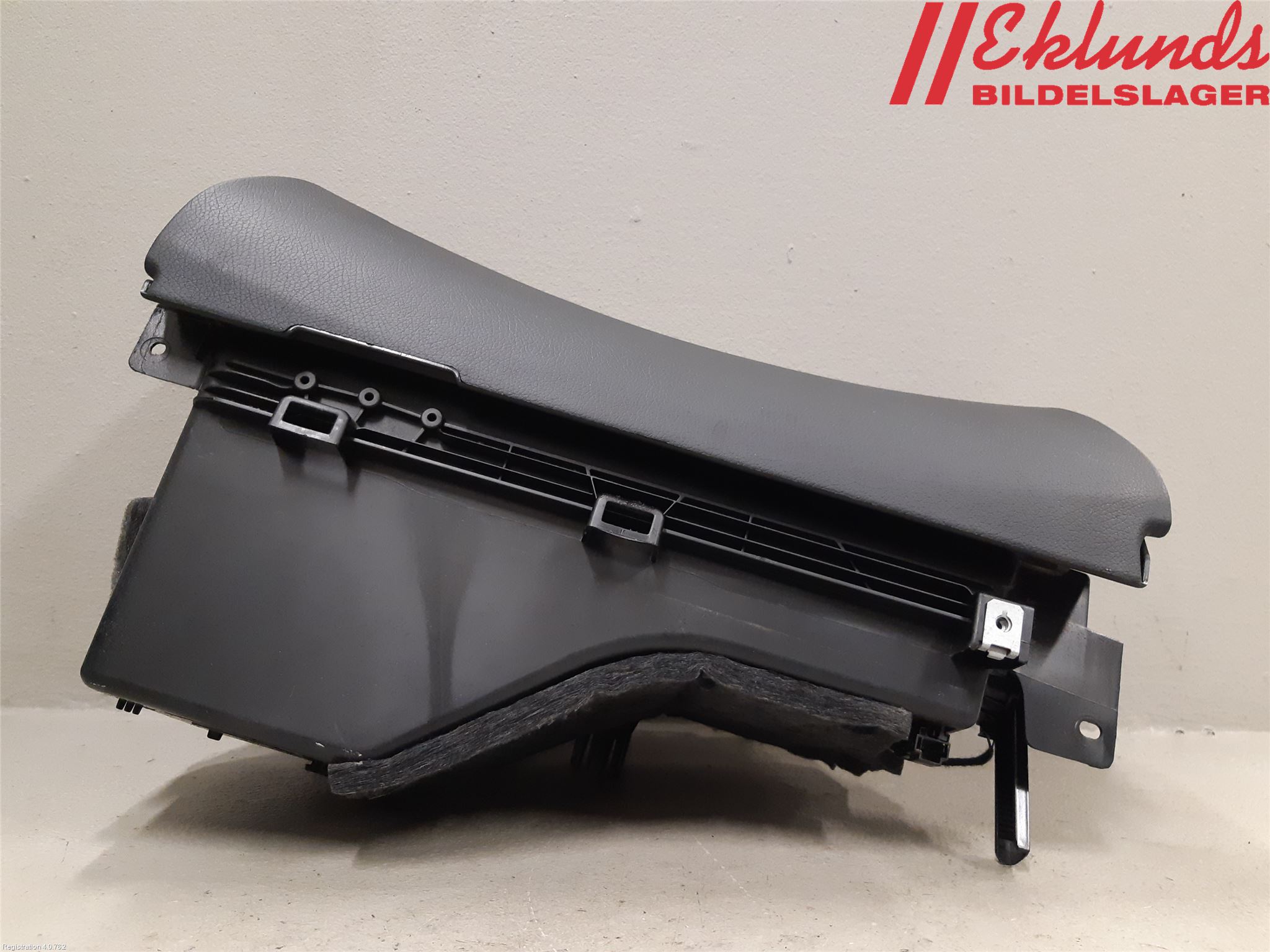 Mercedes-Benz MB E-KLASS (W213) 16-23 Handskfack