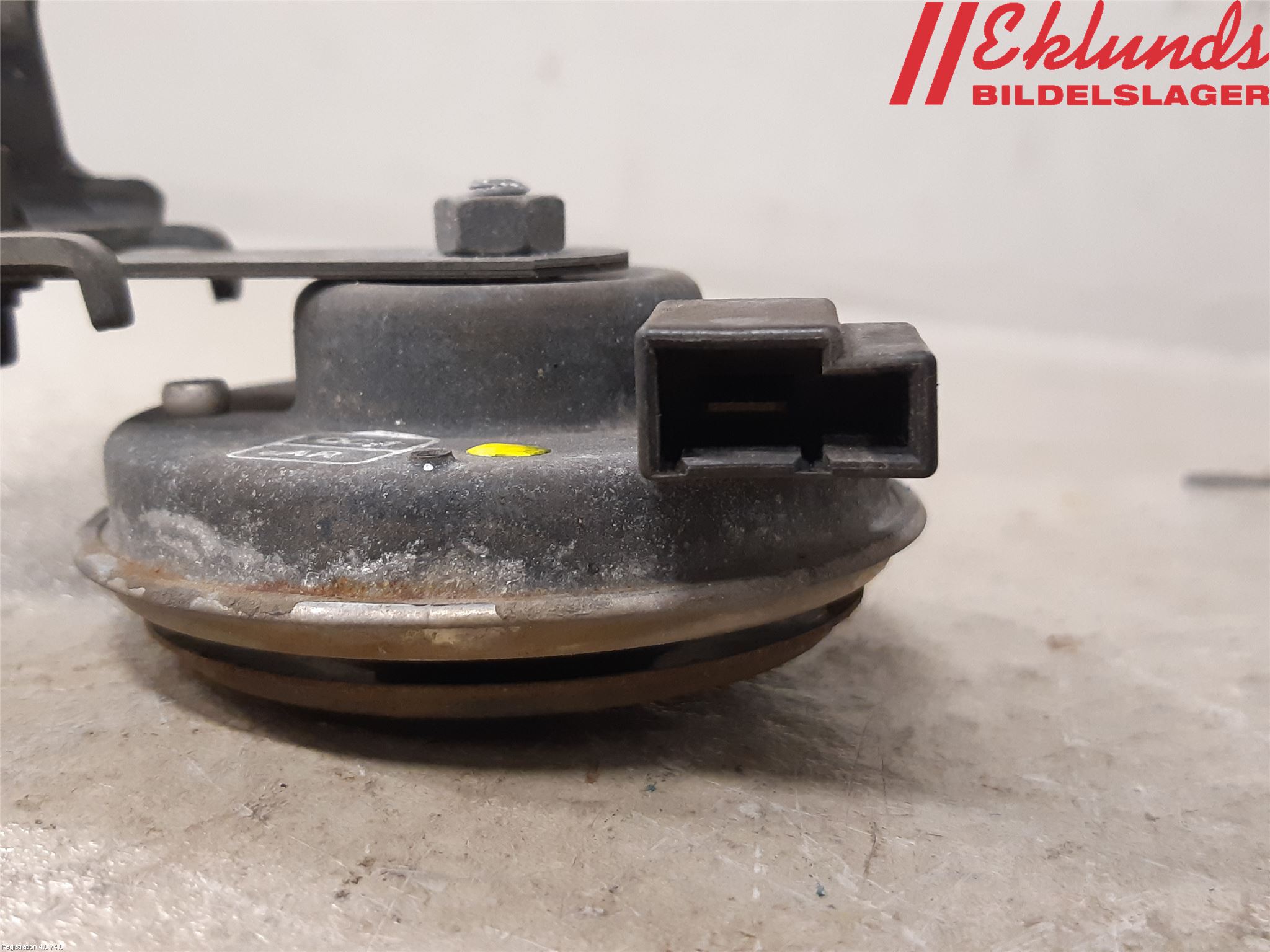 Toyota YARIS XP130 12-14 Signalhorn
