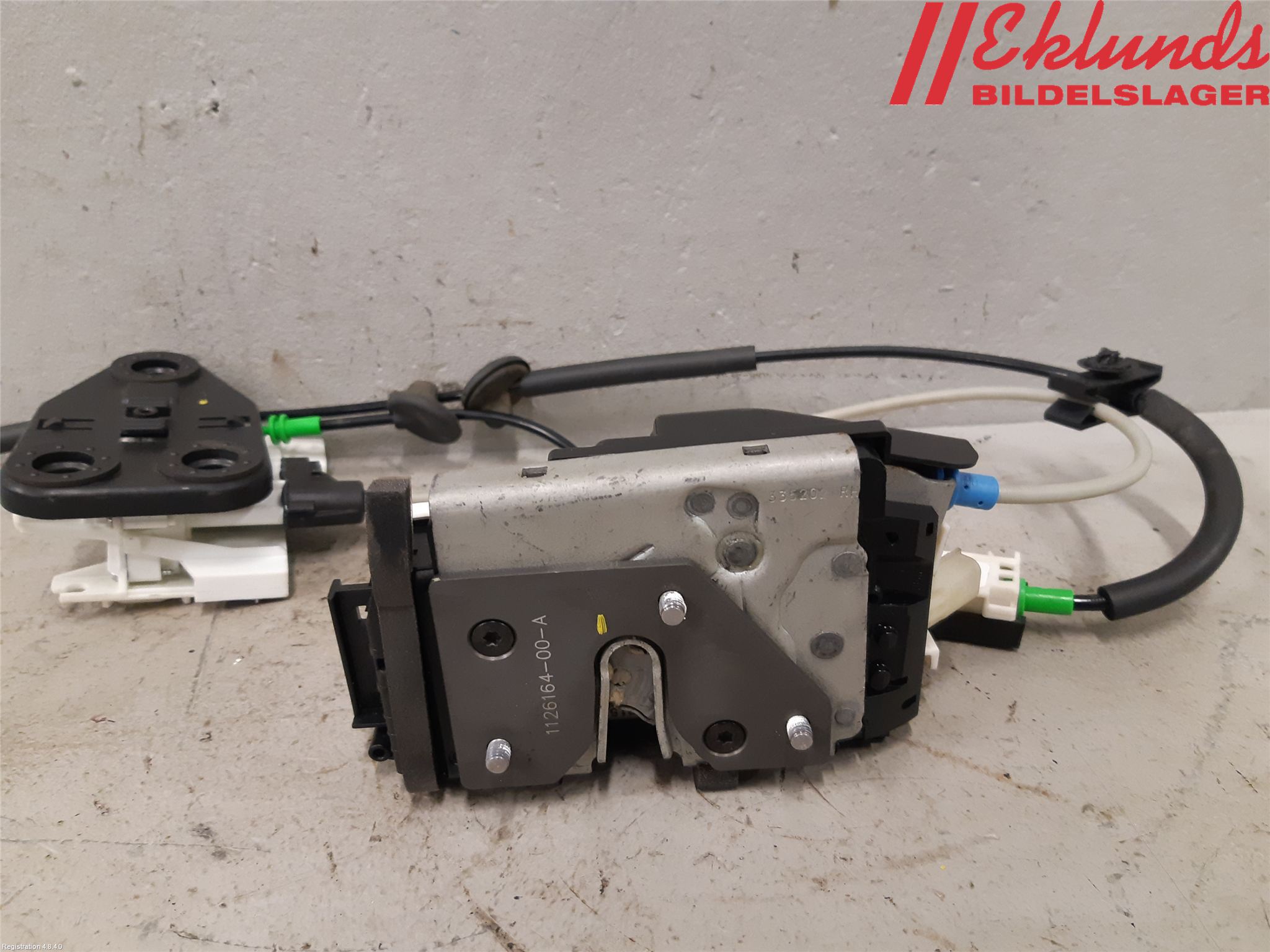 Tesla MODEL X 16- Låskista-Dörrlås