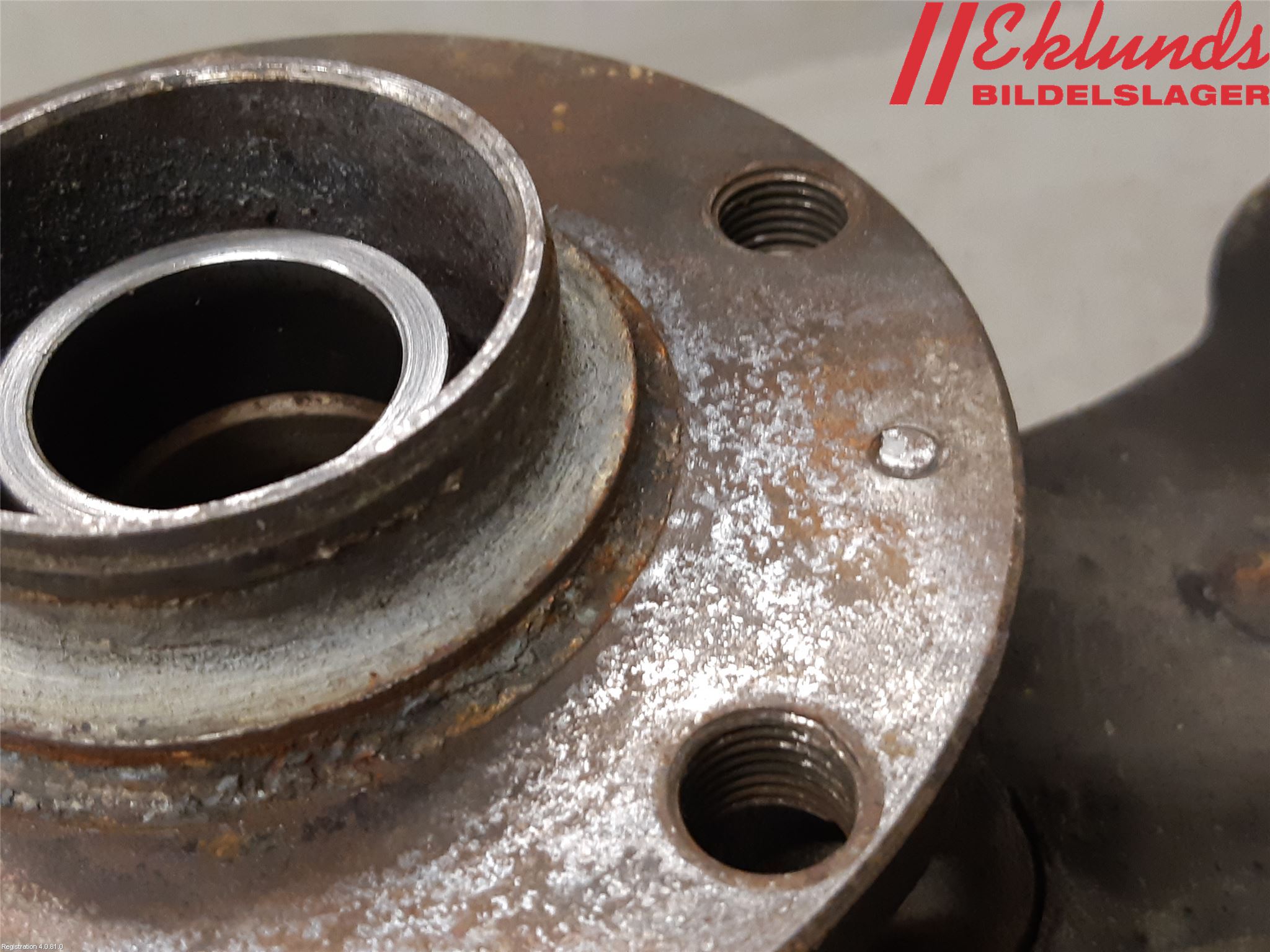 Audi A6/S6     05-11 Styrspindel Lagerhus Vä