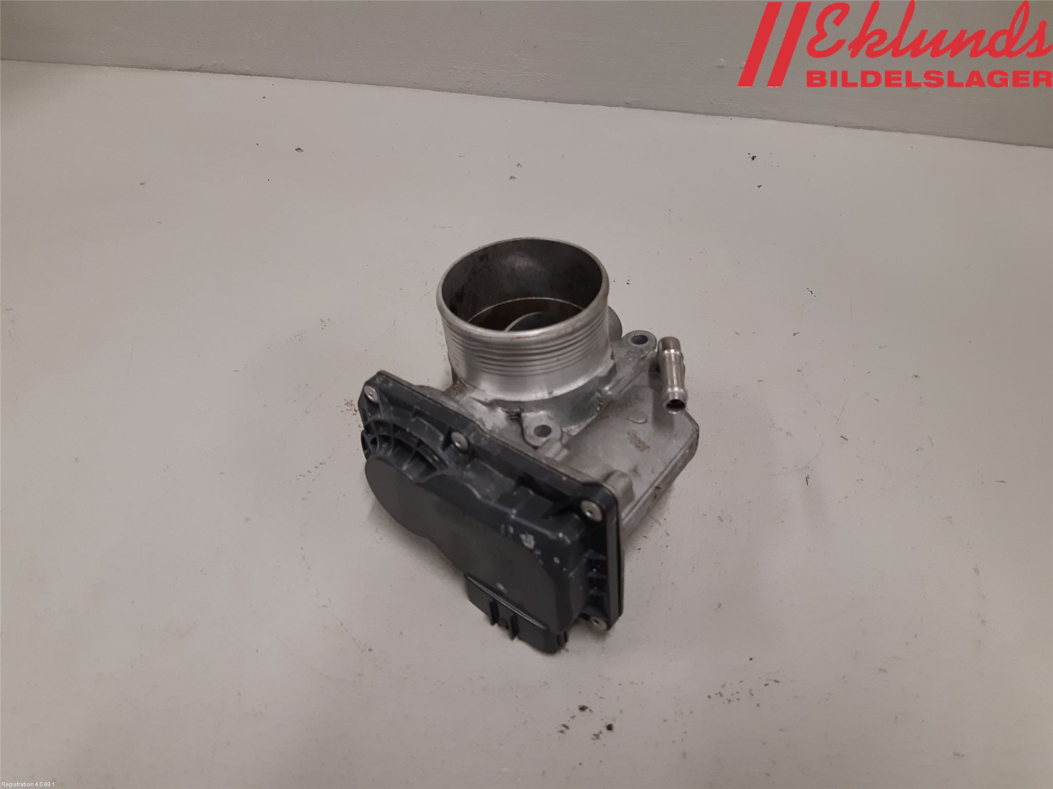 Toyota HILUX 16- Injspjällhus