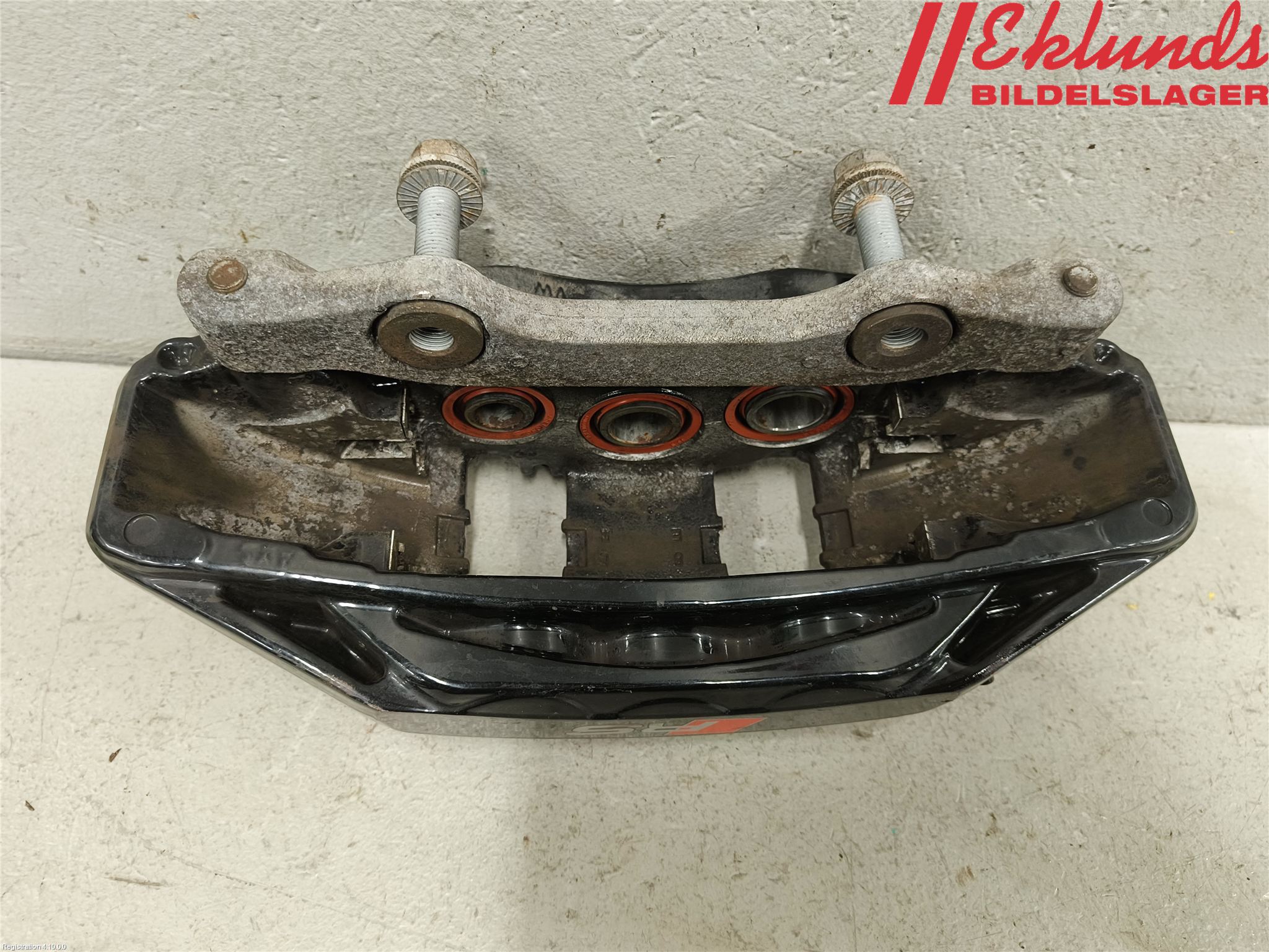 Audi A4/S4 B9 20- Bromsok Fram Vänster