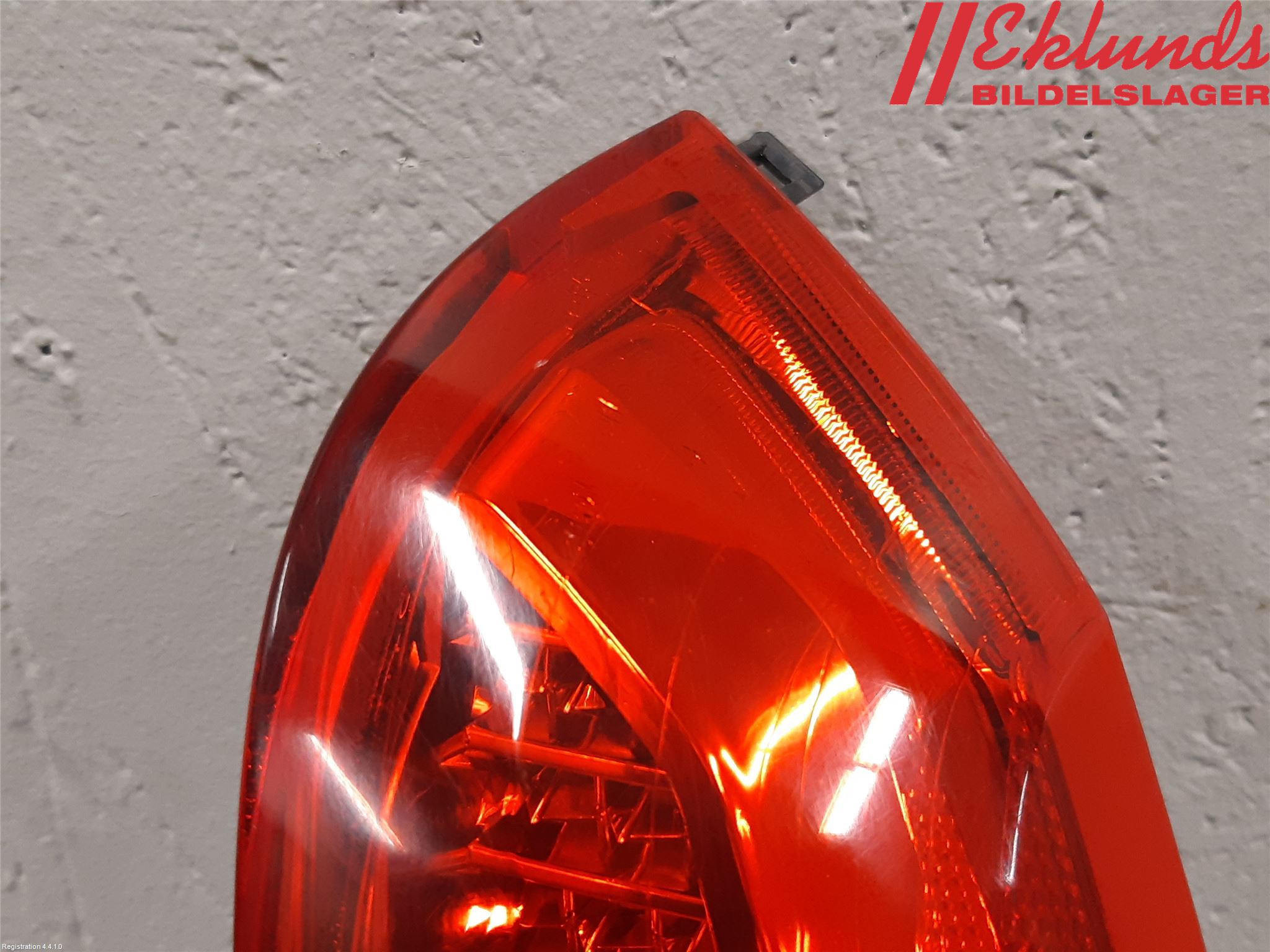 Volvo V70 05-08 Bakljus Lucka Hö