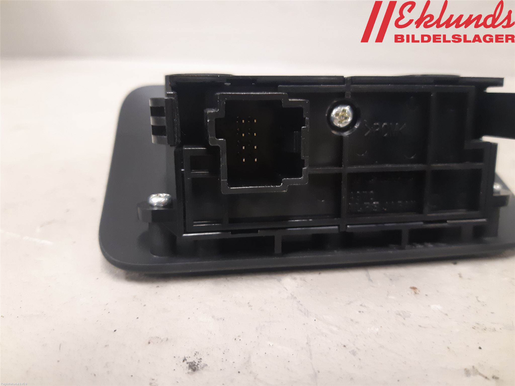 Volvo S60 14-18 Strömställare Parkeringsbroms