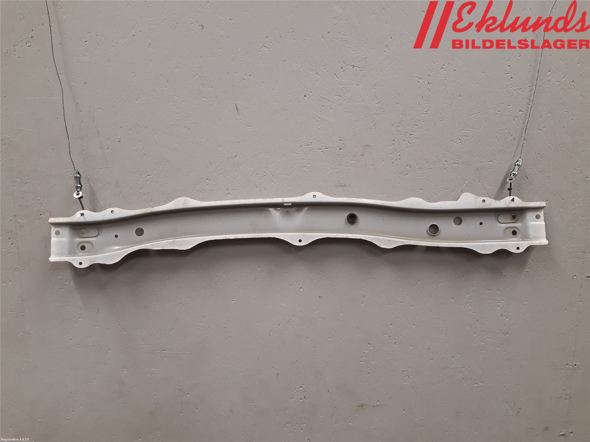Toyota AYGO 15-21 Kylarfäste-Ram-Balk
