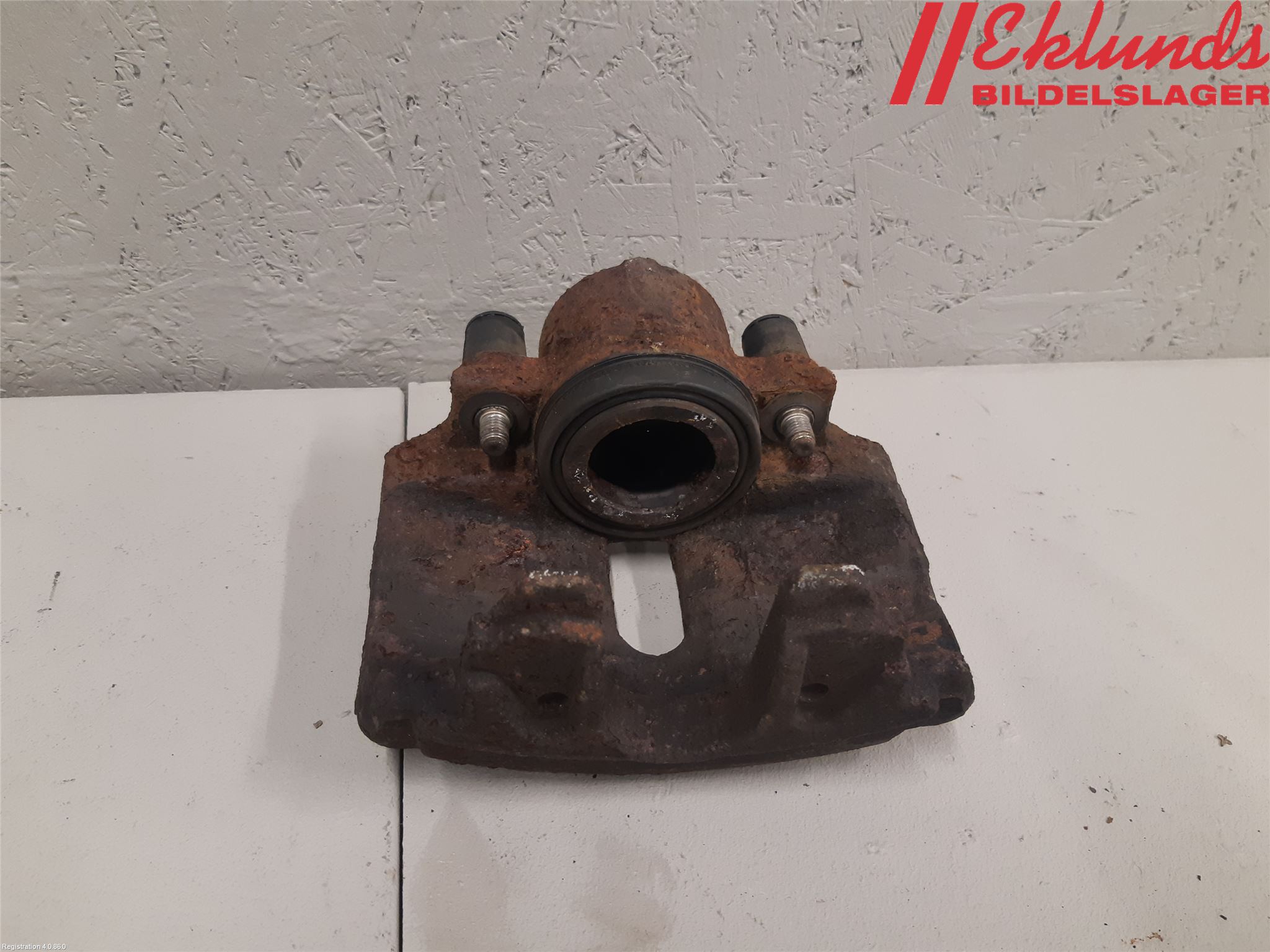 Volkswagen VW PASSAT 11-14 Bromsok Fram Höger