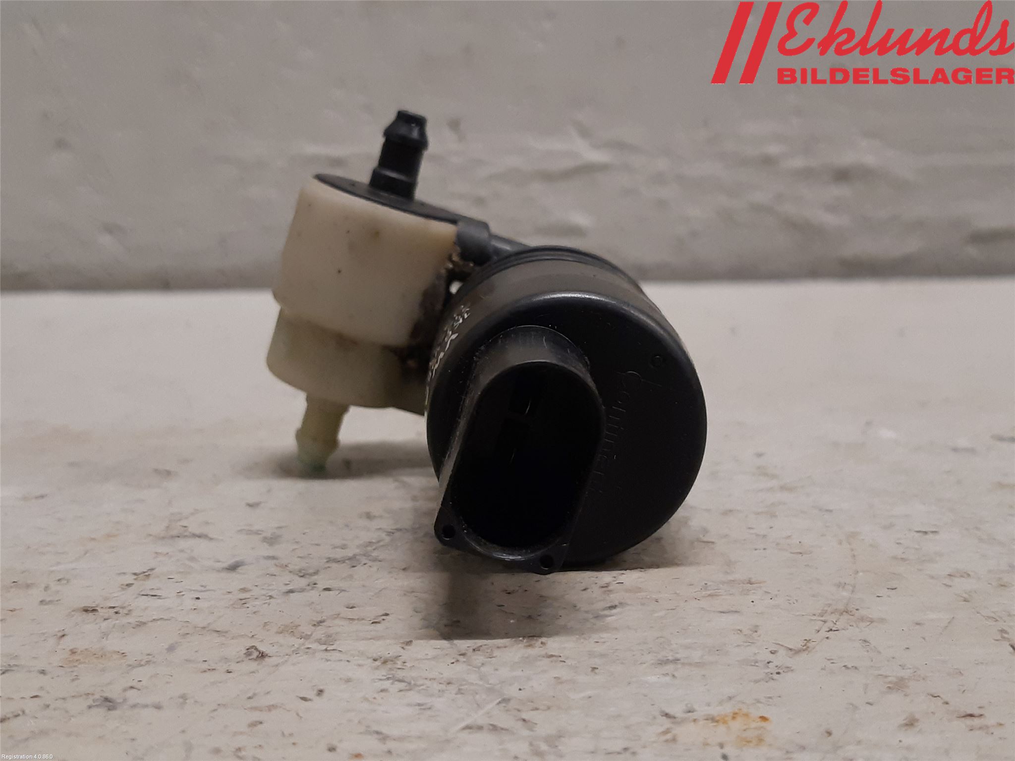 Volkswagen VW PASSAT 11-14 Spolarpump Vindruta