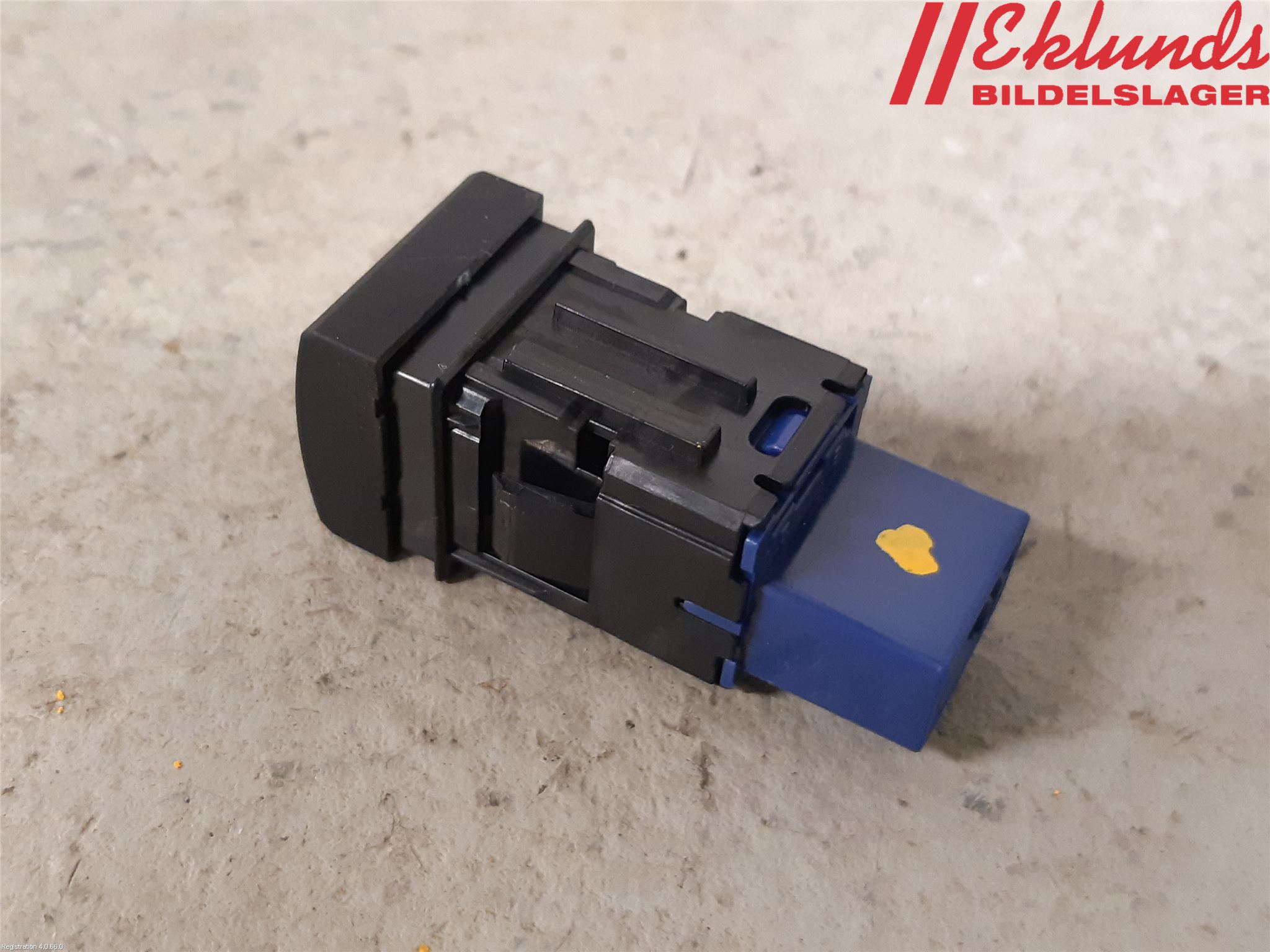 Toyota COROLLA 19- Strömställare Övrigt