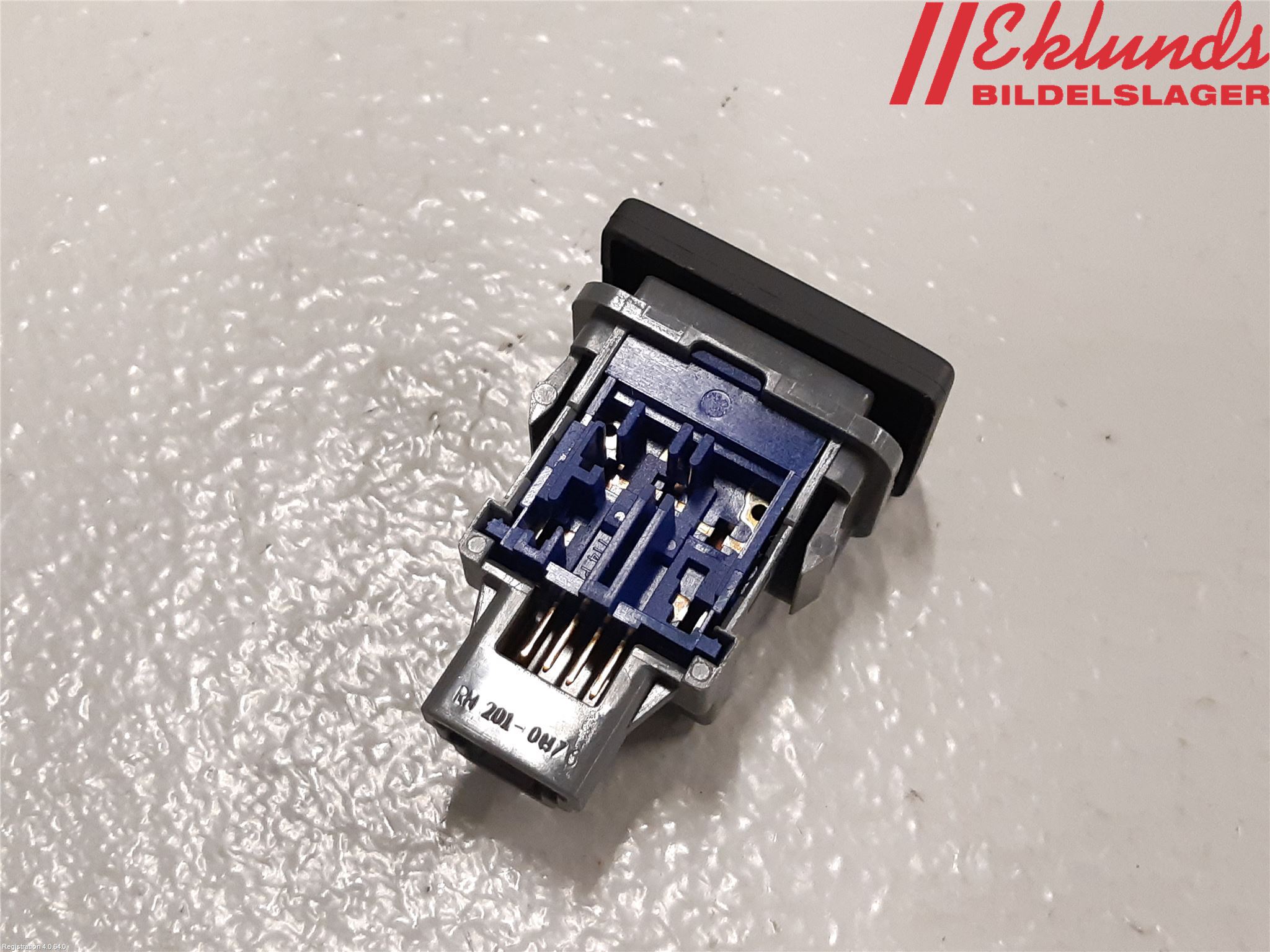 Toyota YARIS XP130 15-20 Strömställare Övrigt