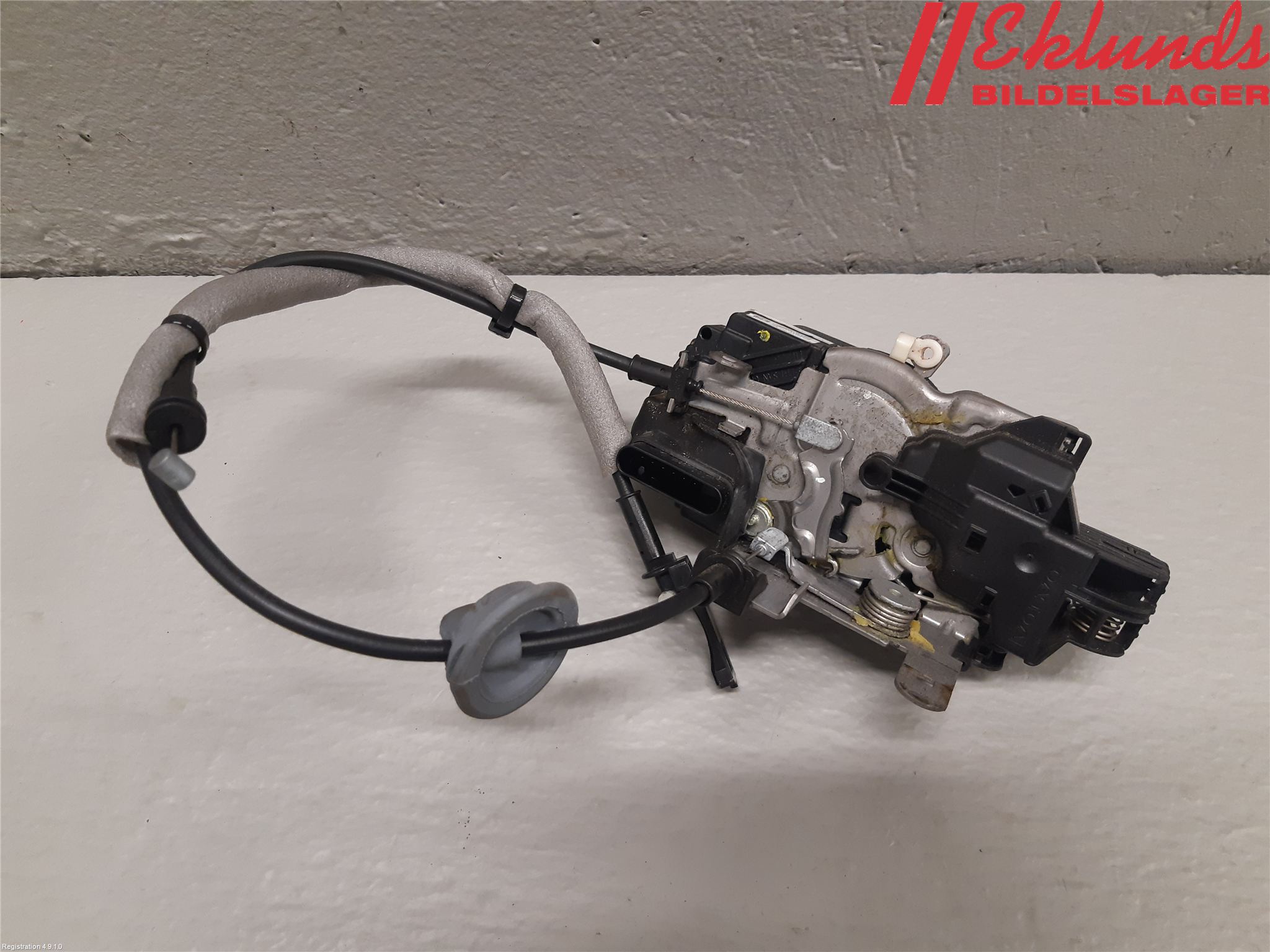 Volvo V40 12-19 Låskista-Dörrlås