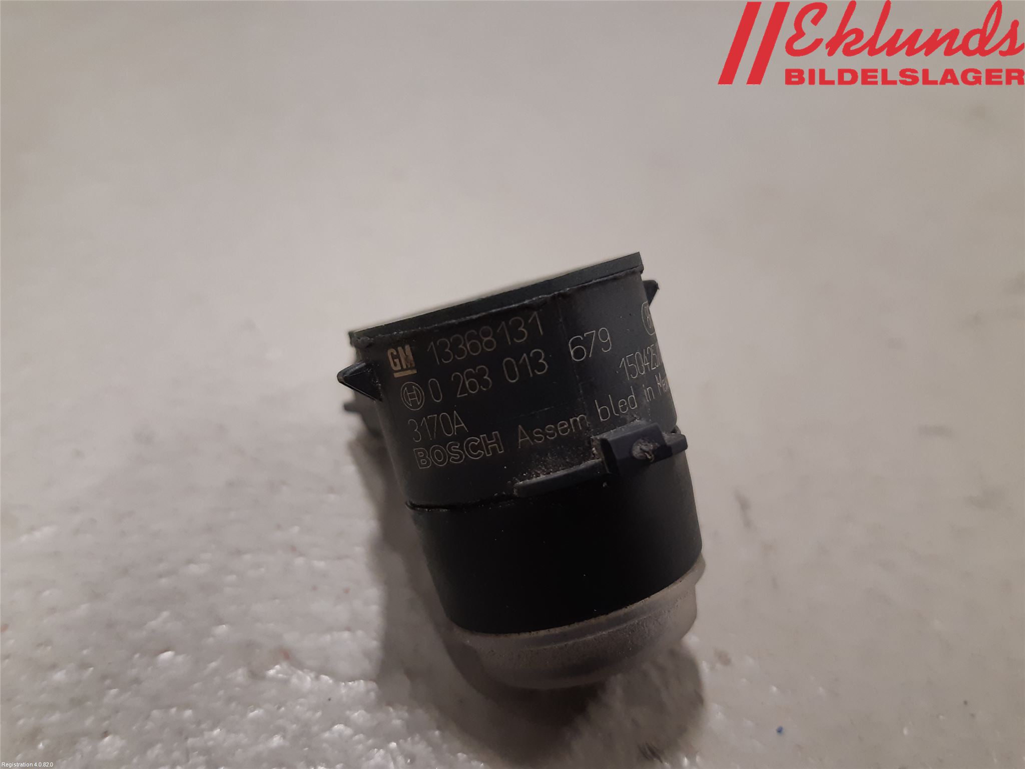 Opel ASTRA J 10-15 Parkeringshjälp Frontsensor