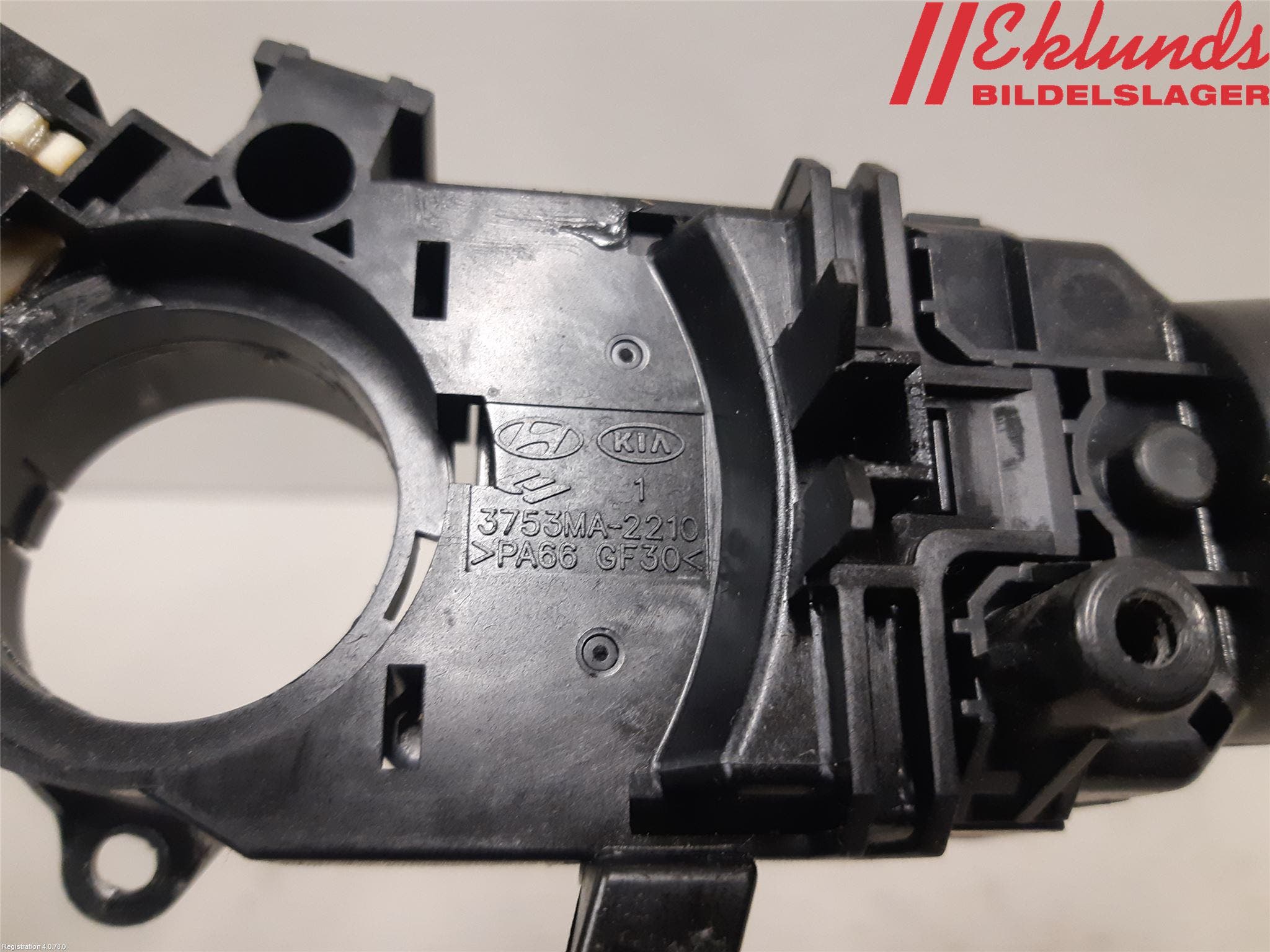 Kia VENGA 10-19 Spakcentral