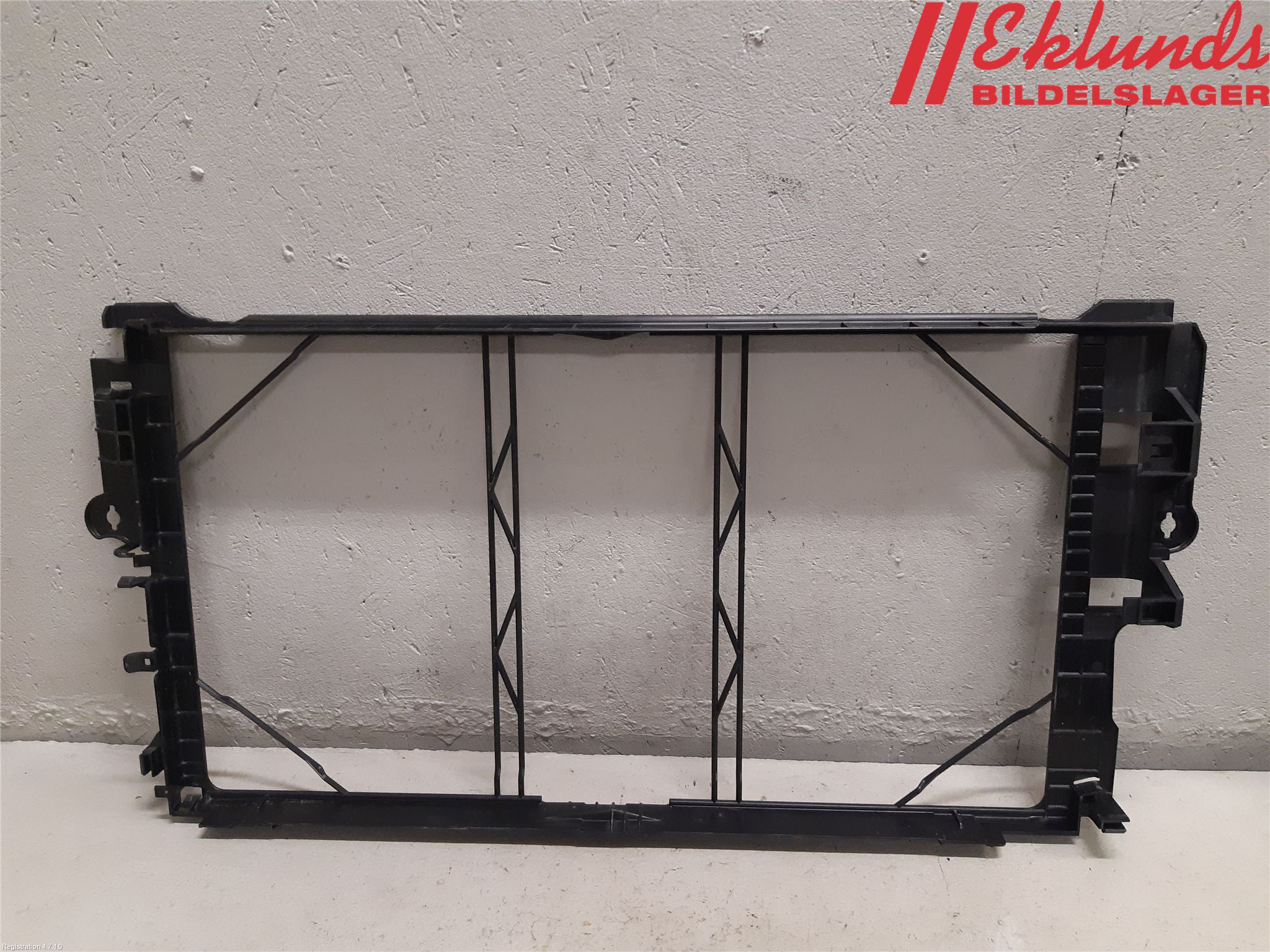 Volvo XC90/RECHARGE 16- Front Övrigt