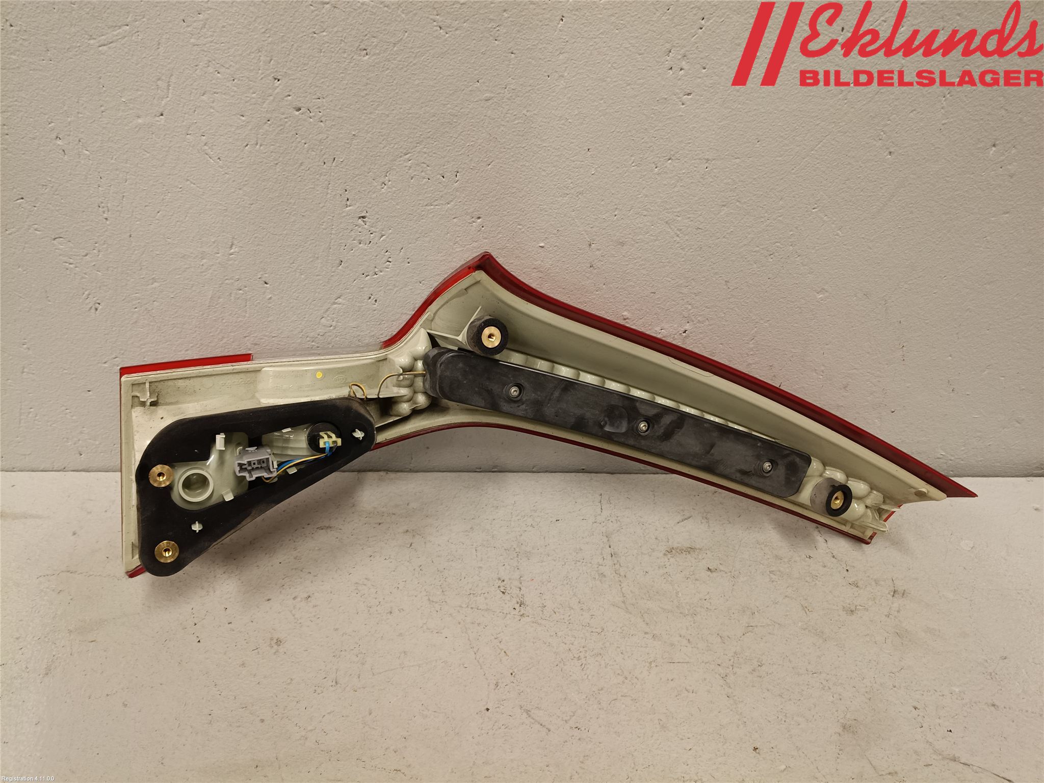 Volvo V70 08-13 Bakljus Lucka Hö