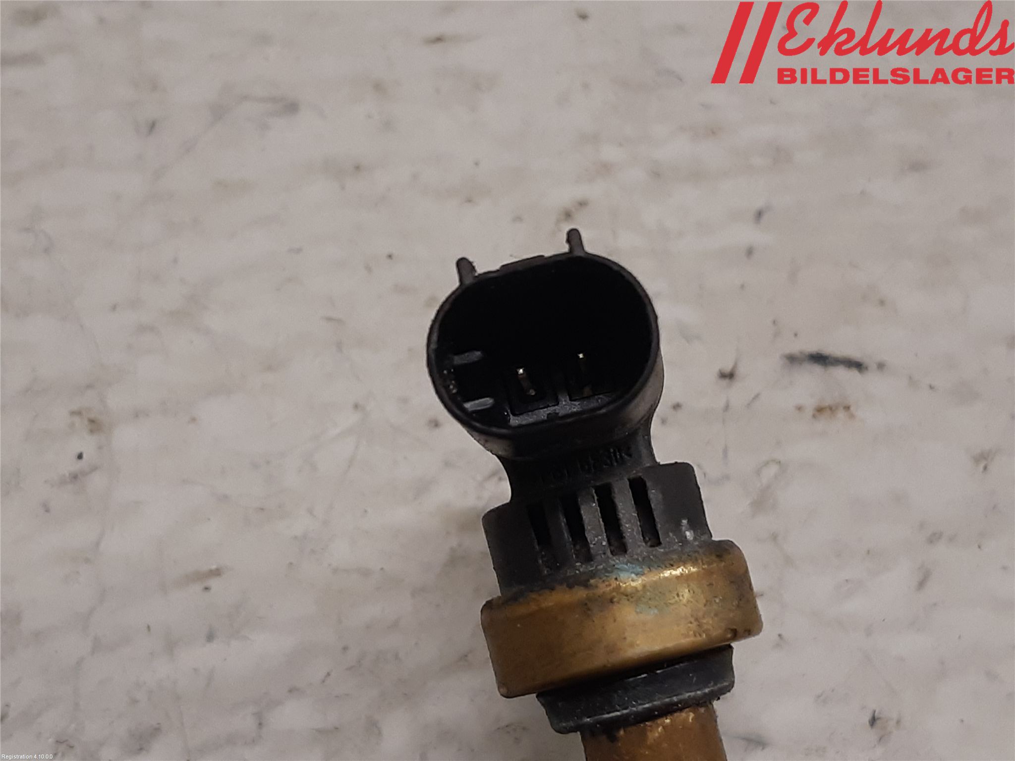Mercedes-Benz MB C-KLASS (W204) 07-15 Givare Temp Vatten