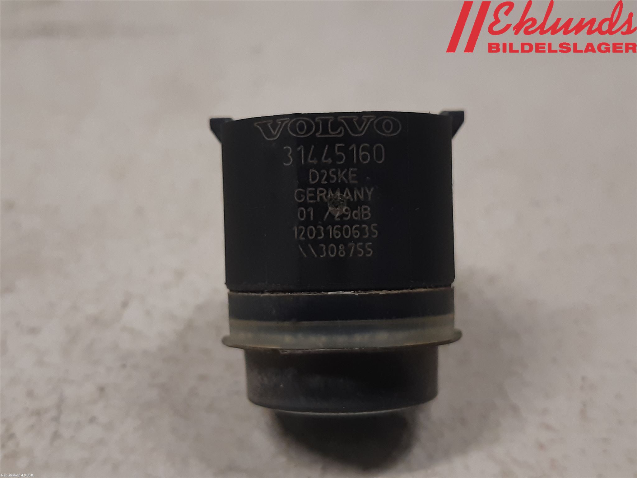 Volvo V60 CROSS COUNTRY 16-18 Parkeringshjälp Backsensor