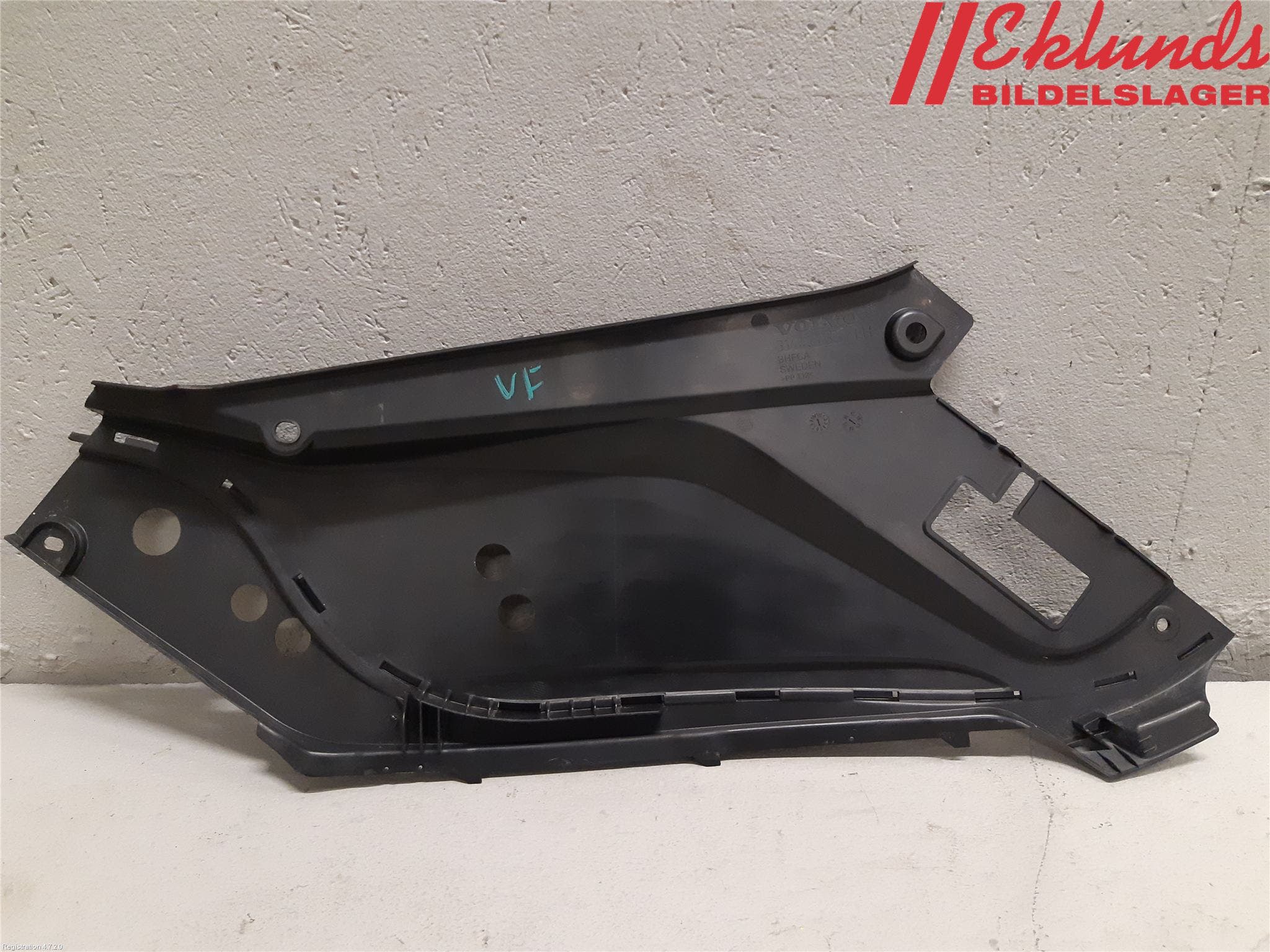 Volvo XC90/RECHARGE 16- Täckplast Front