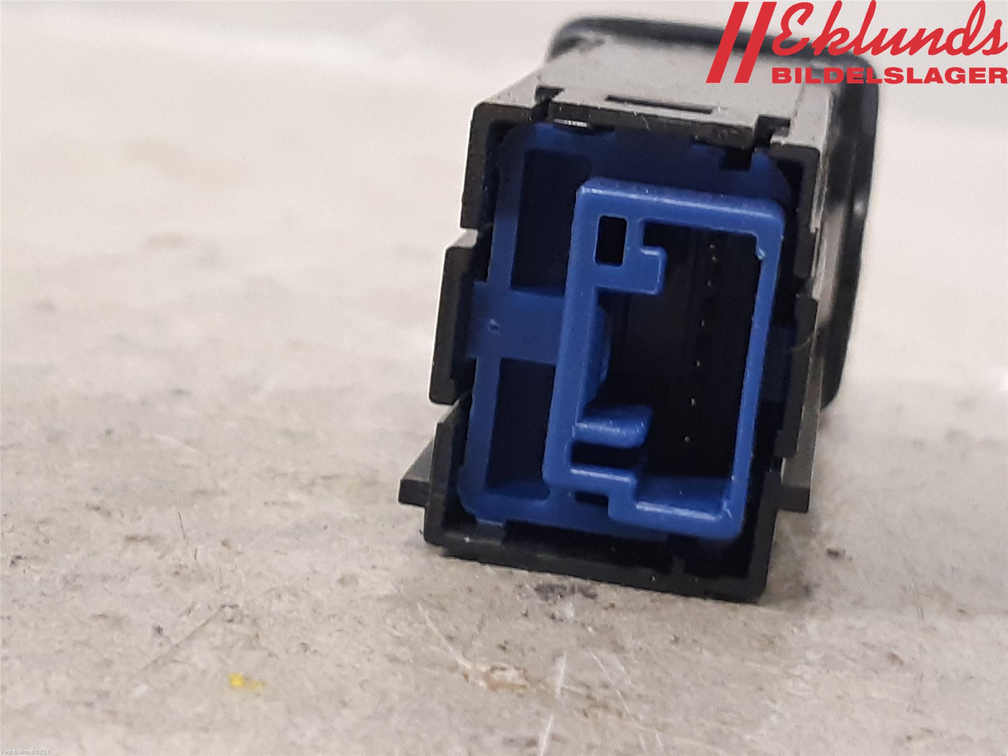 Toyota COROLLA 19- Strömställare Stolvärme