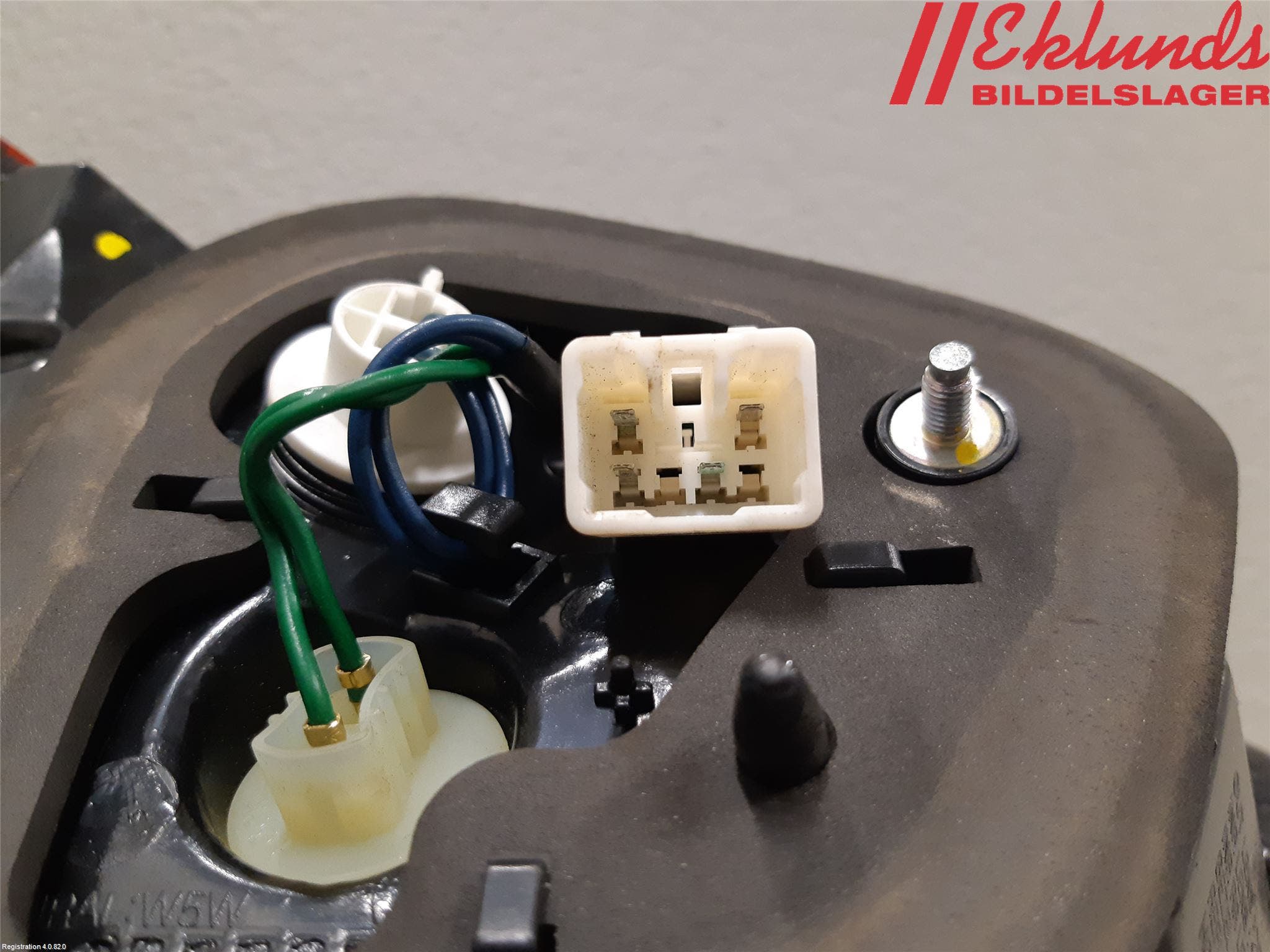 Kia RIO 12-16 Bakljus Lucka Hö