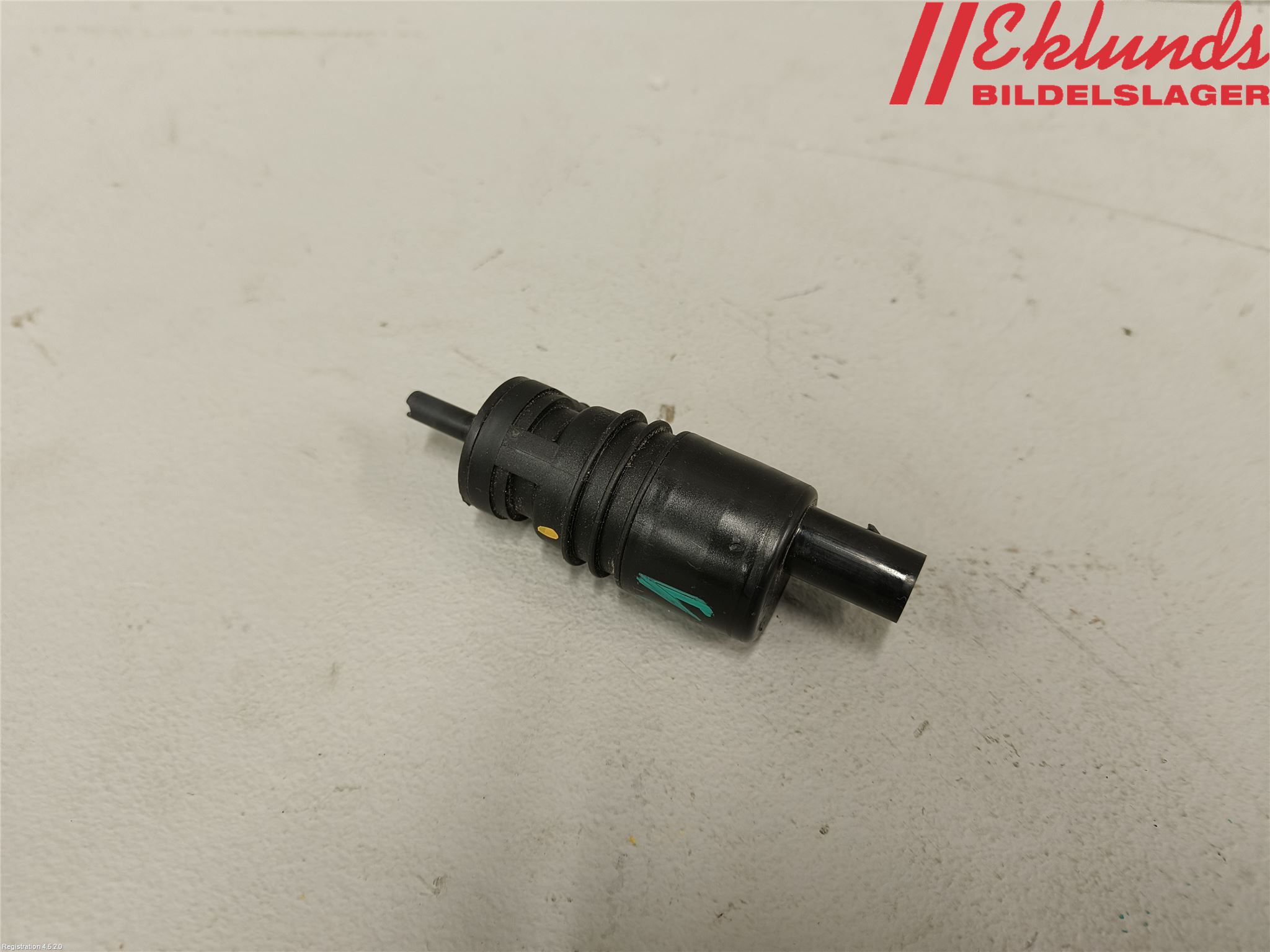 BMW 5 F10/F11/F18 09-17 Spolarpump Vindruta