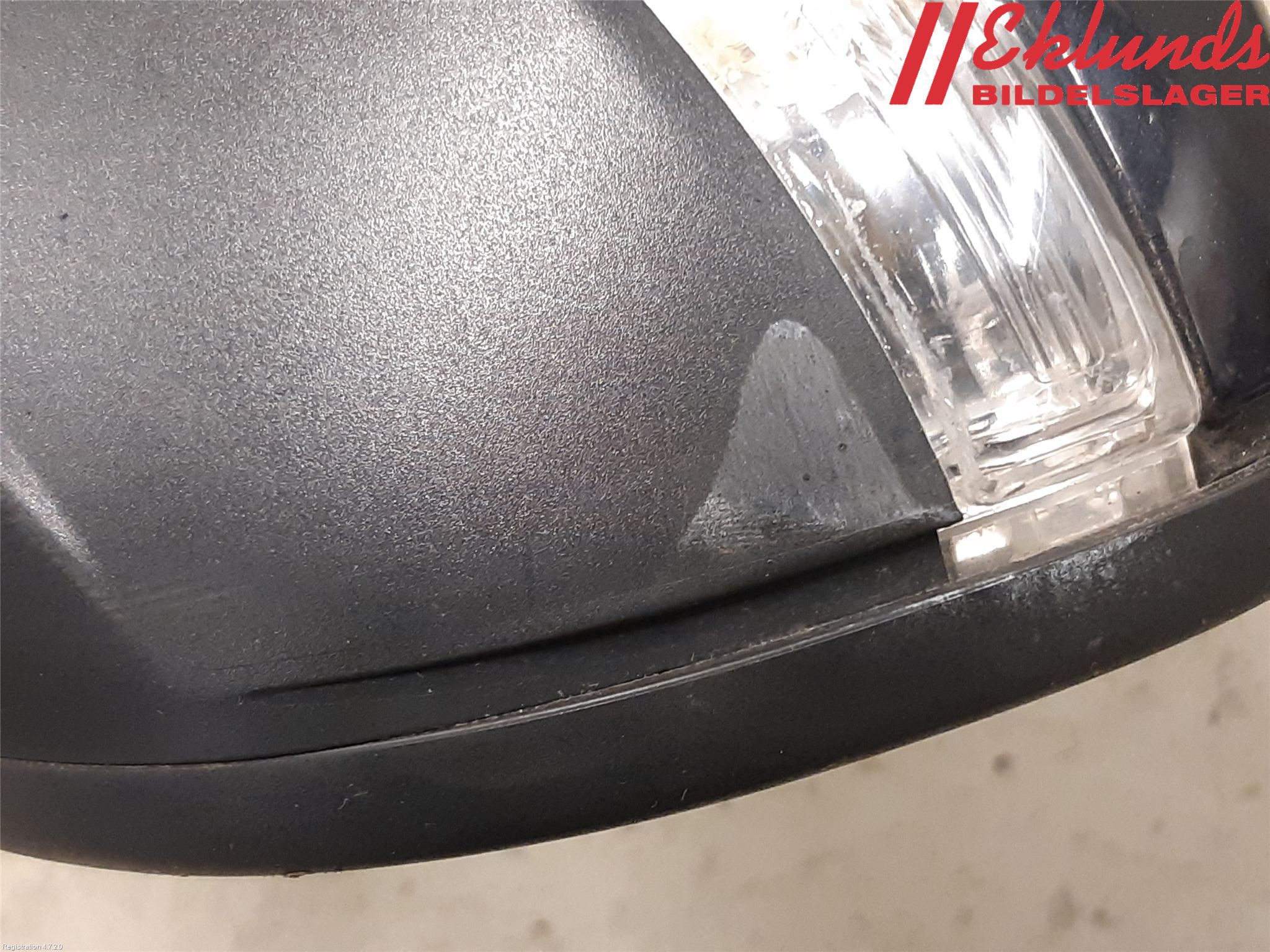 Volkswagen VW PASSAT 11-14 Spegel Yttre El Vä