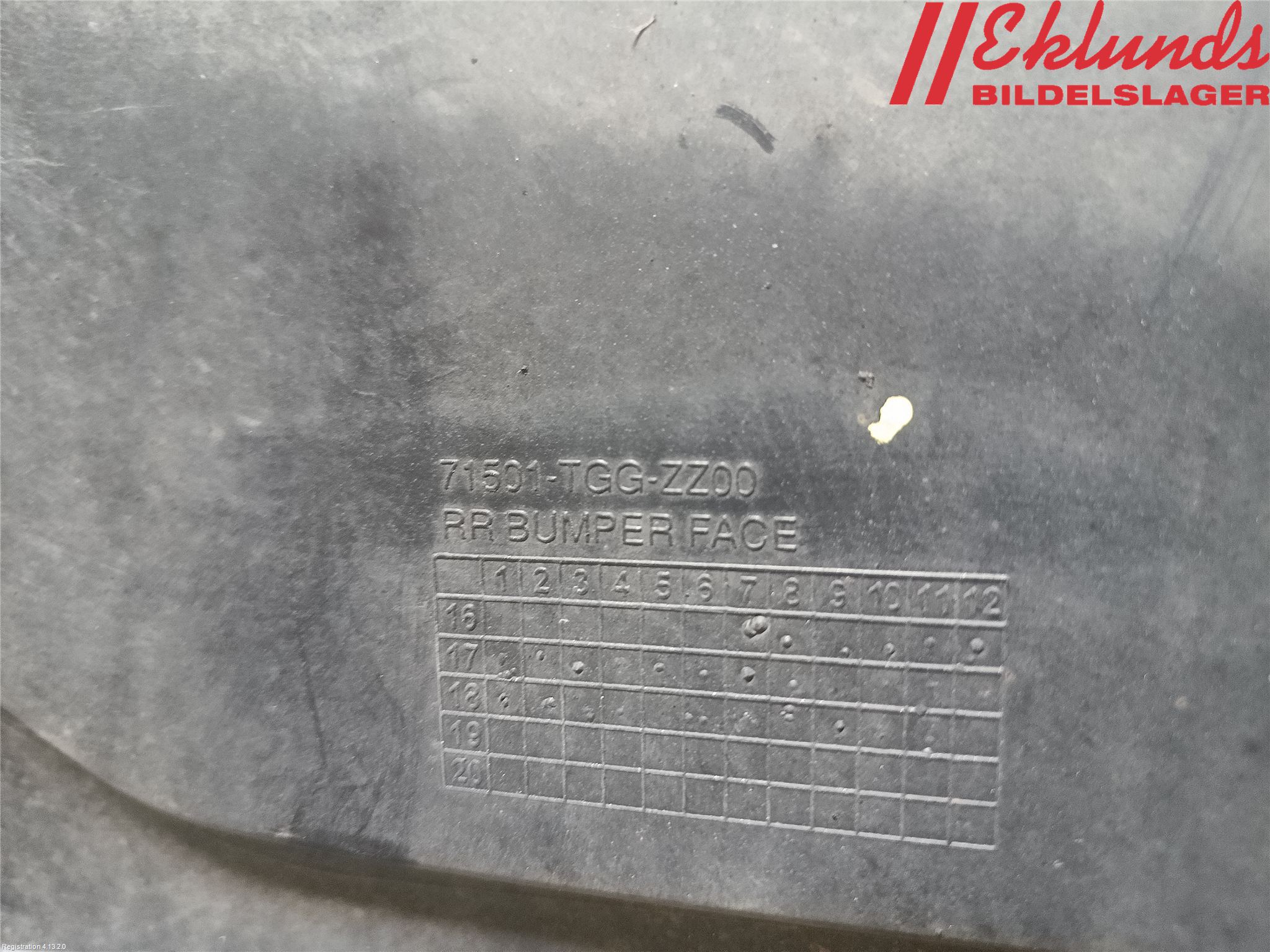 Honda CIVIC 17-22 Stötfångarbeklädnad Bak