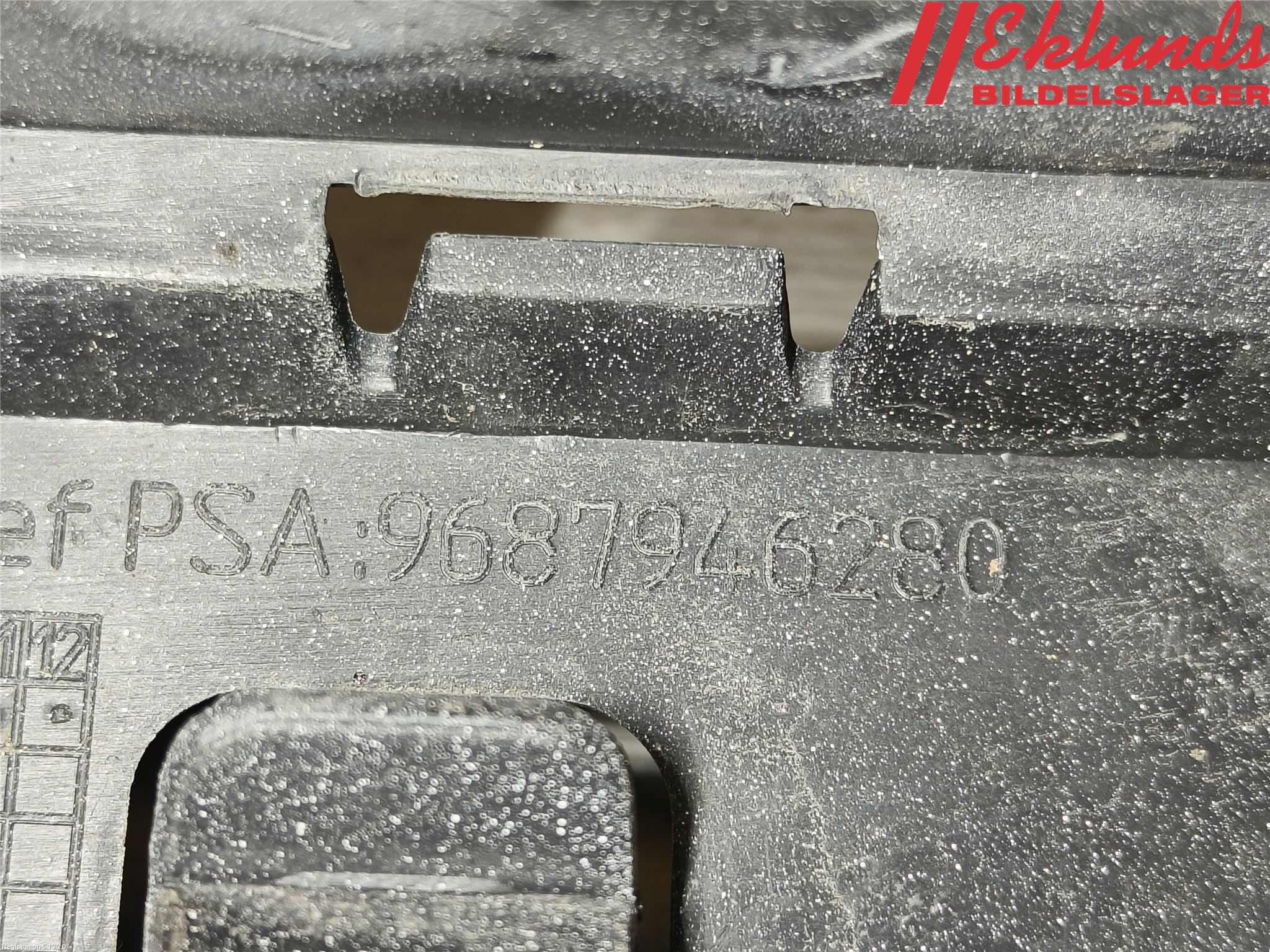 Citroen C4 II 11-18 Grill Komp