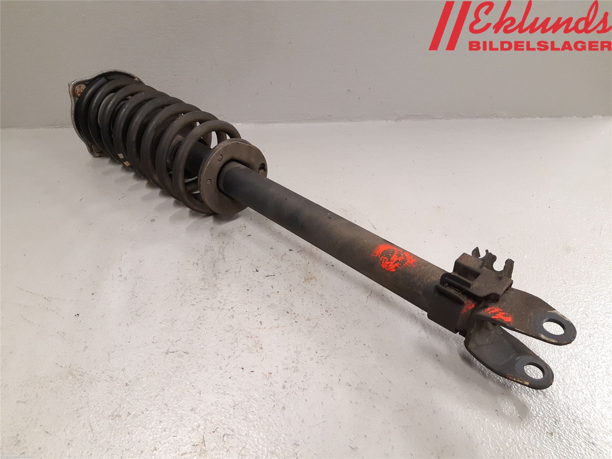 Mercedes-Benz MB E-KLASS (W213) 16-23 Fjäderben Fram Vänster