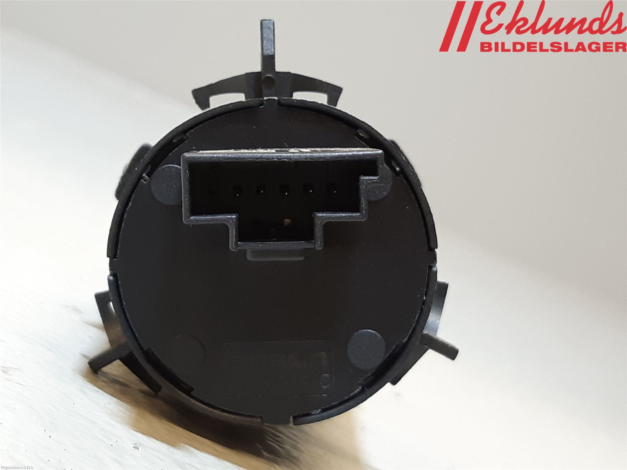 Mercedes-Benz MB E-KLASS (W213) 16-23 Startknapp Personbil