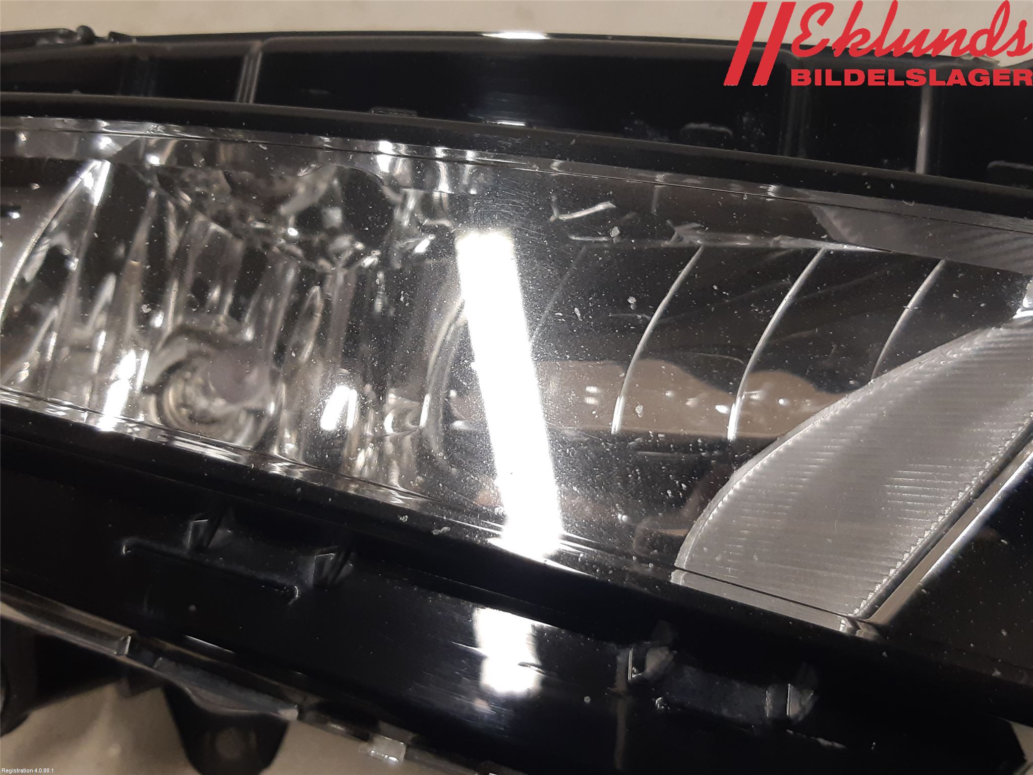 Seat ATECA 16->> Dimljus-Varselljus Fram