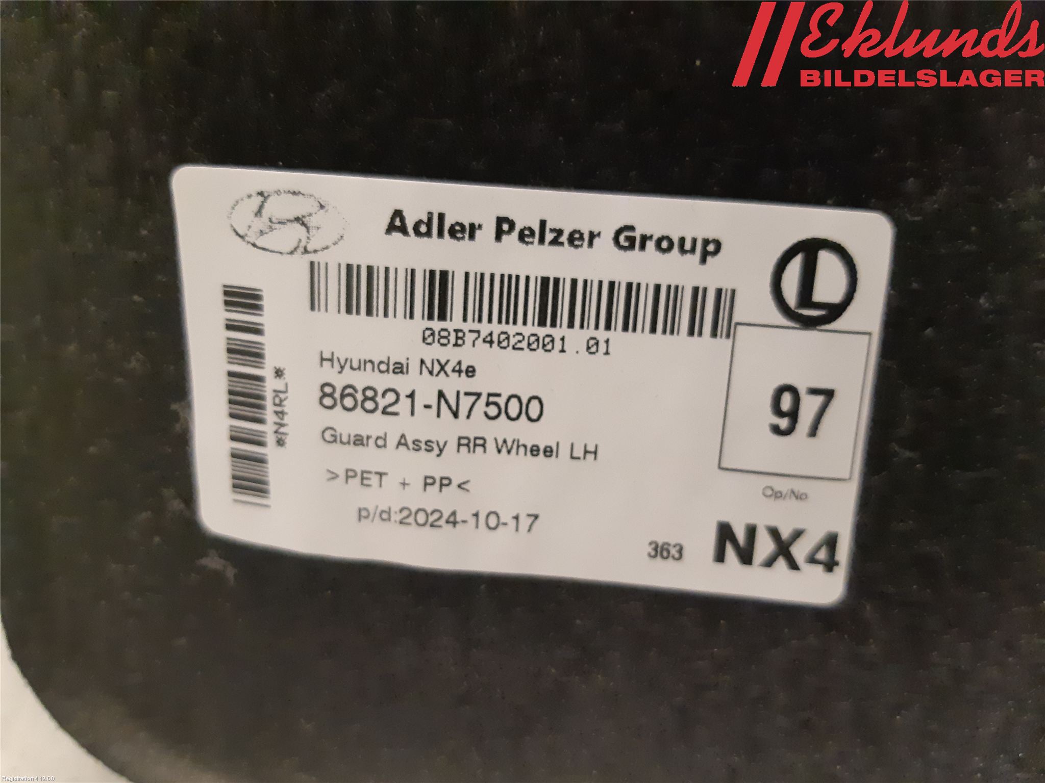 Hyundai TUCSON 05- Skärm Inner