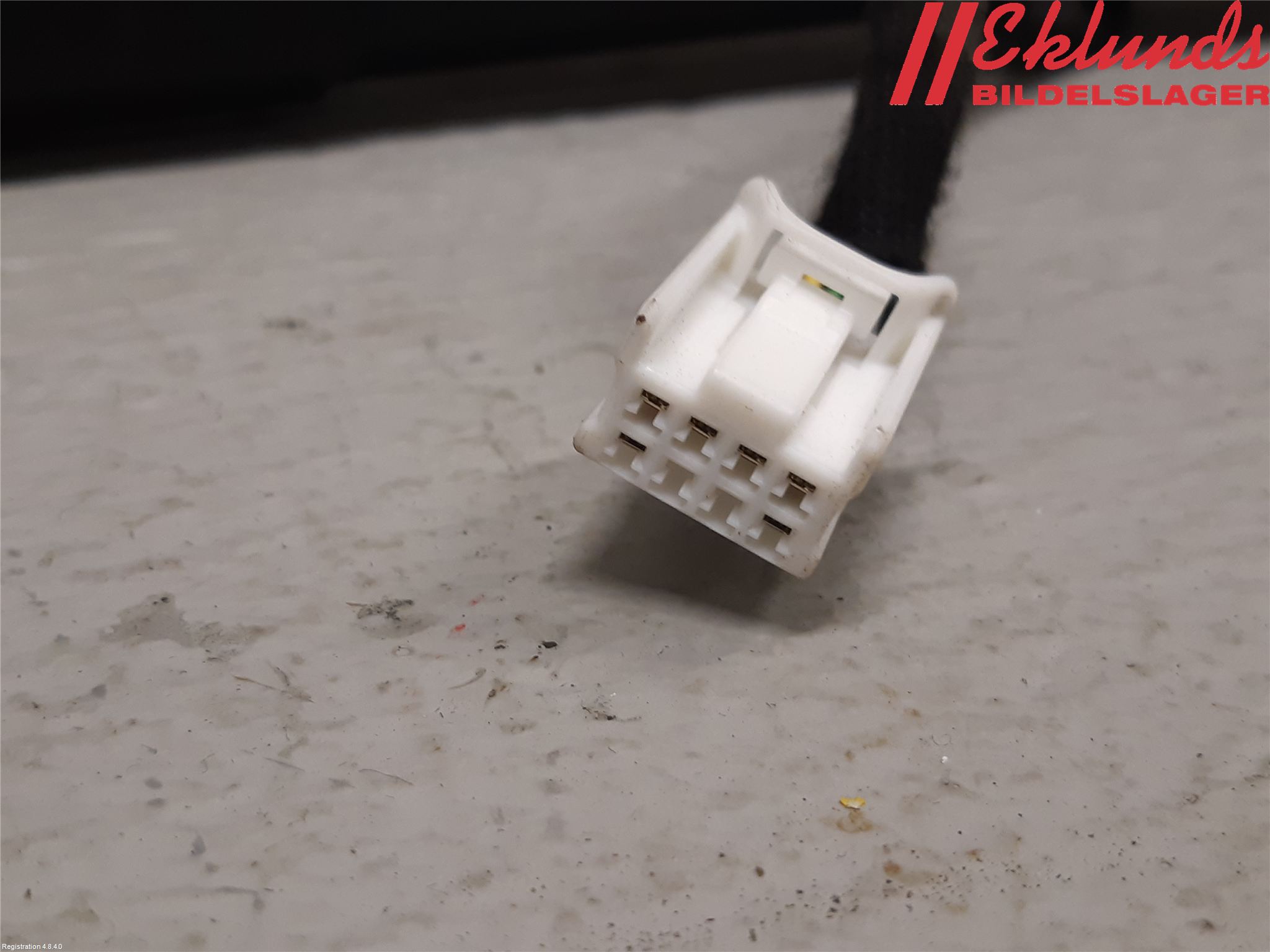 Tesla MODEL X 16- Bakluckeöppnare Automatisk