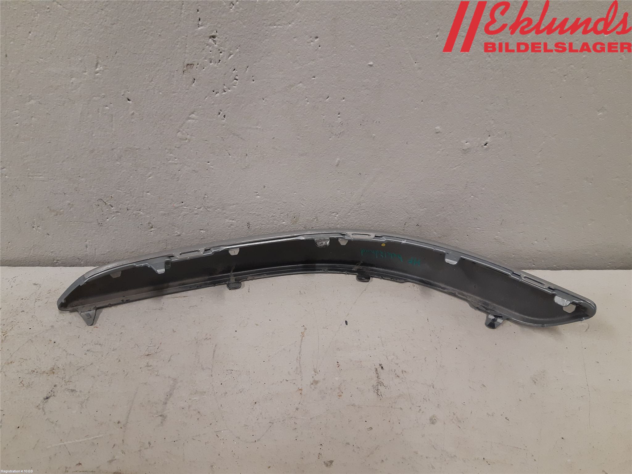 Volkswagen VW TOURAN 03-10 Stötfångarlist Fram