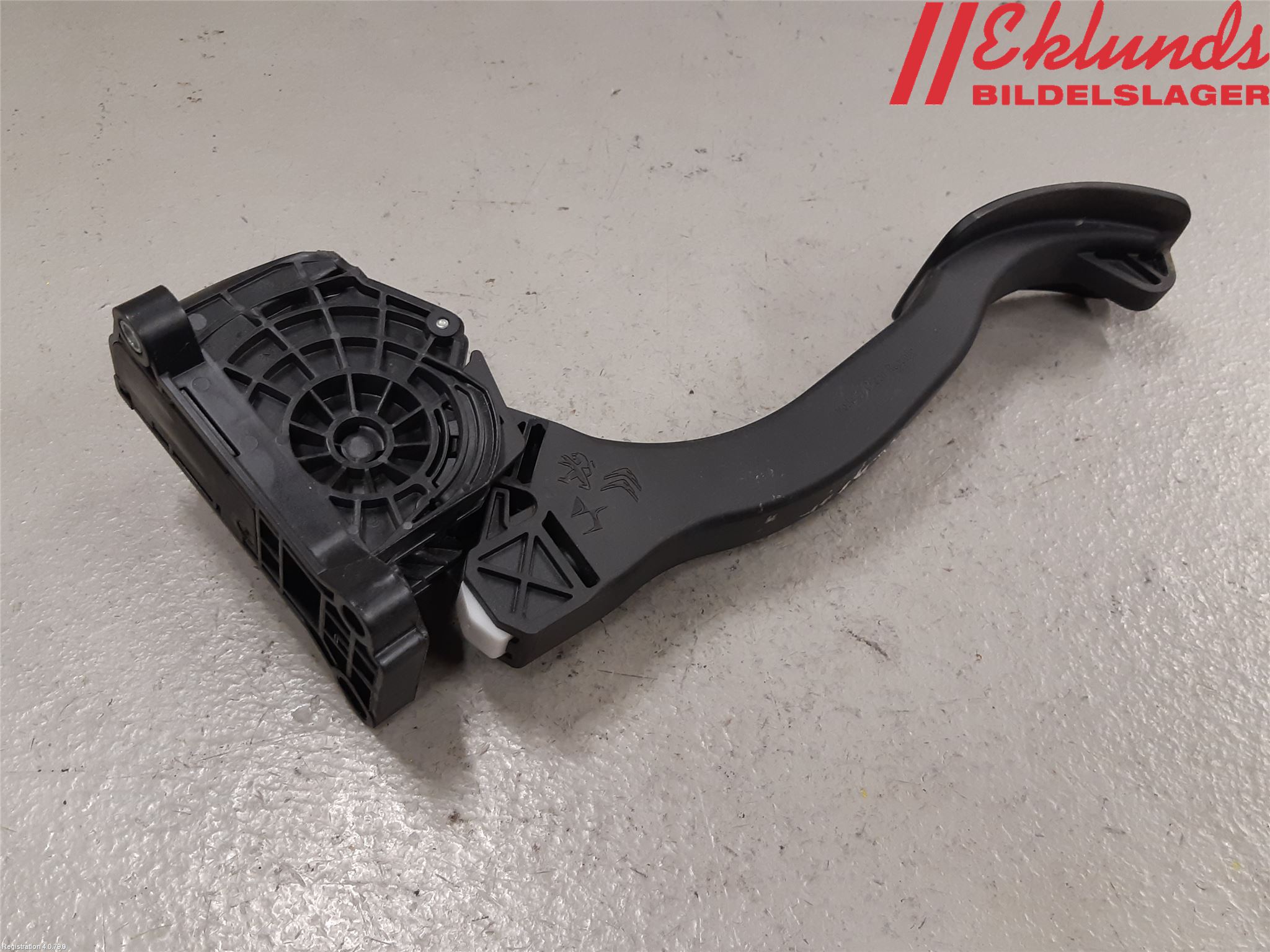 Peugeot EXPERT/E-EXPERT 17- Gaspedal