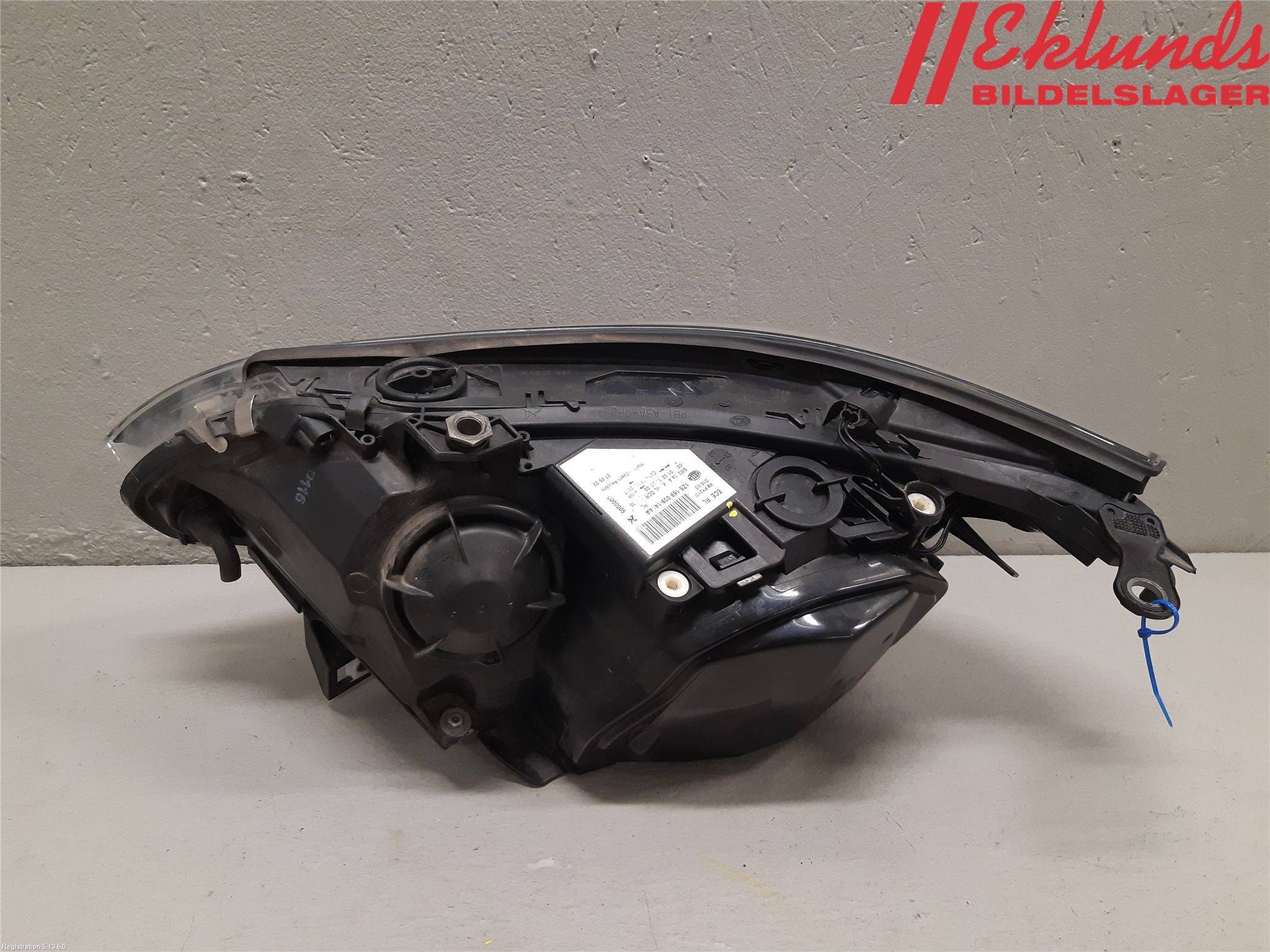 BMW 5 E60/61 Sed/Tou 02-10 Strålkastare Höger