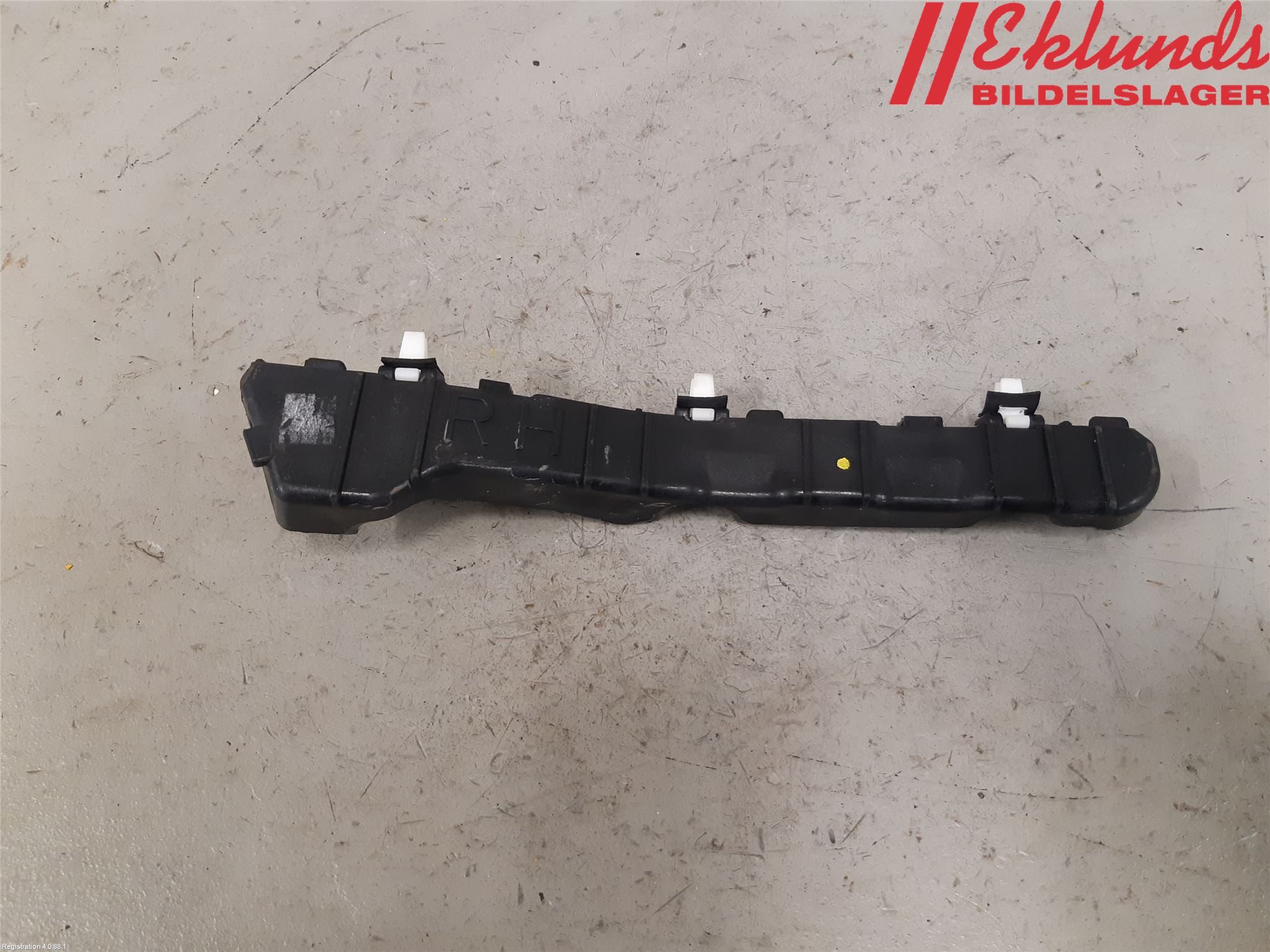 Kia PICANTO 17- Stötfångarfäste Bak Hö