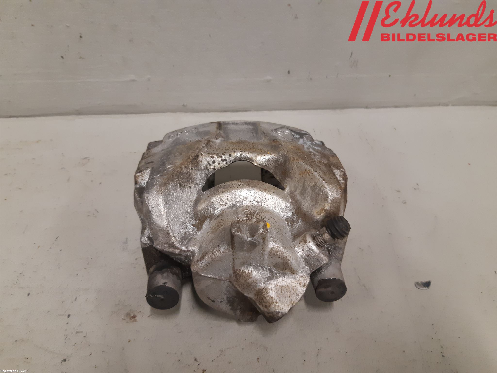 Dacia DUSTER 10-17 Bromsok Fram Höger