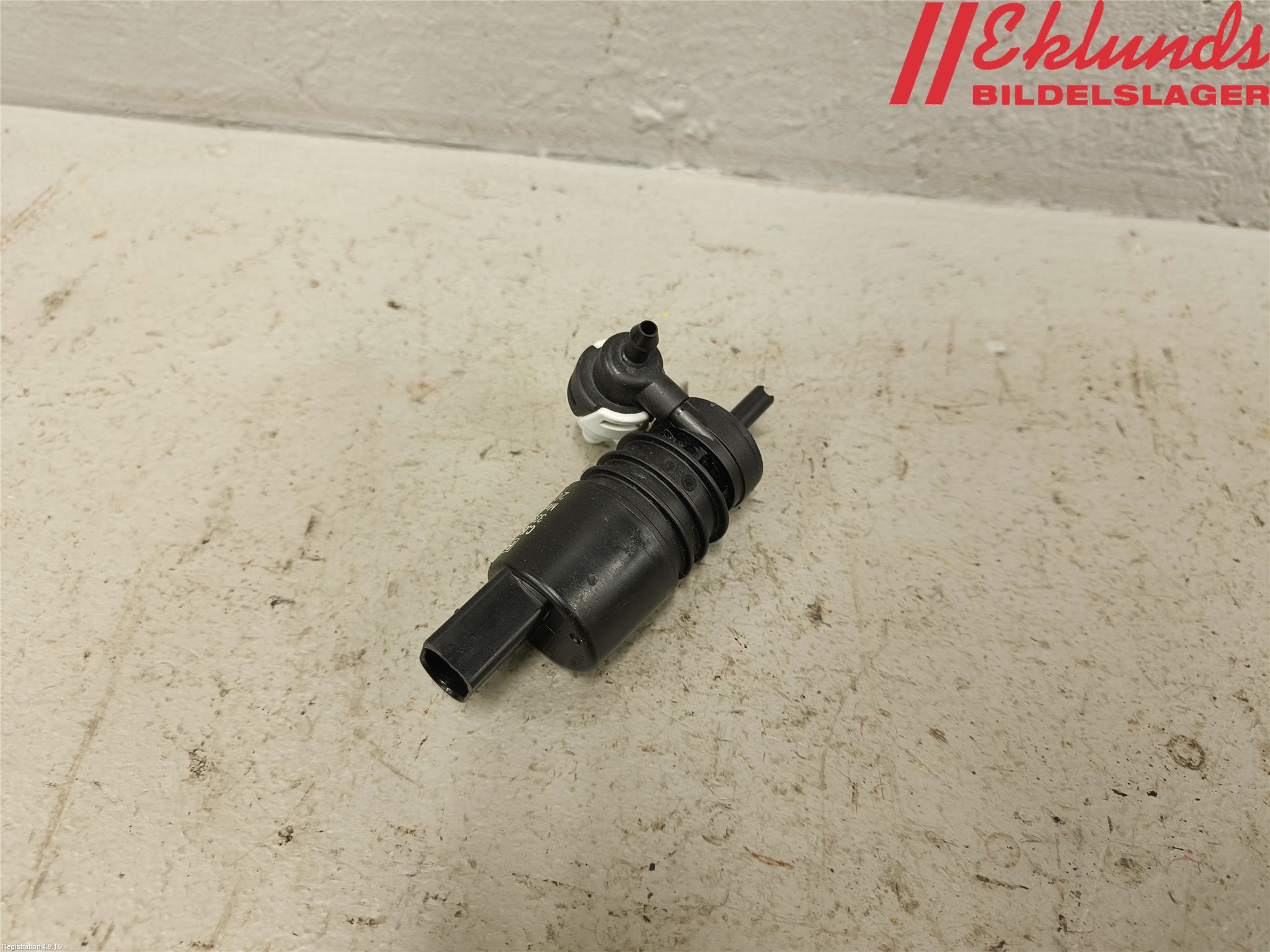Ford KUGA 17-19 Spolarpump Vindruta