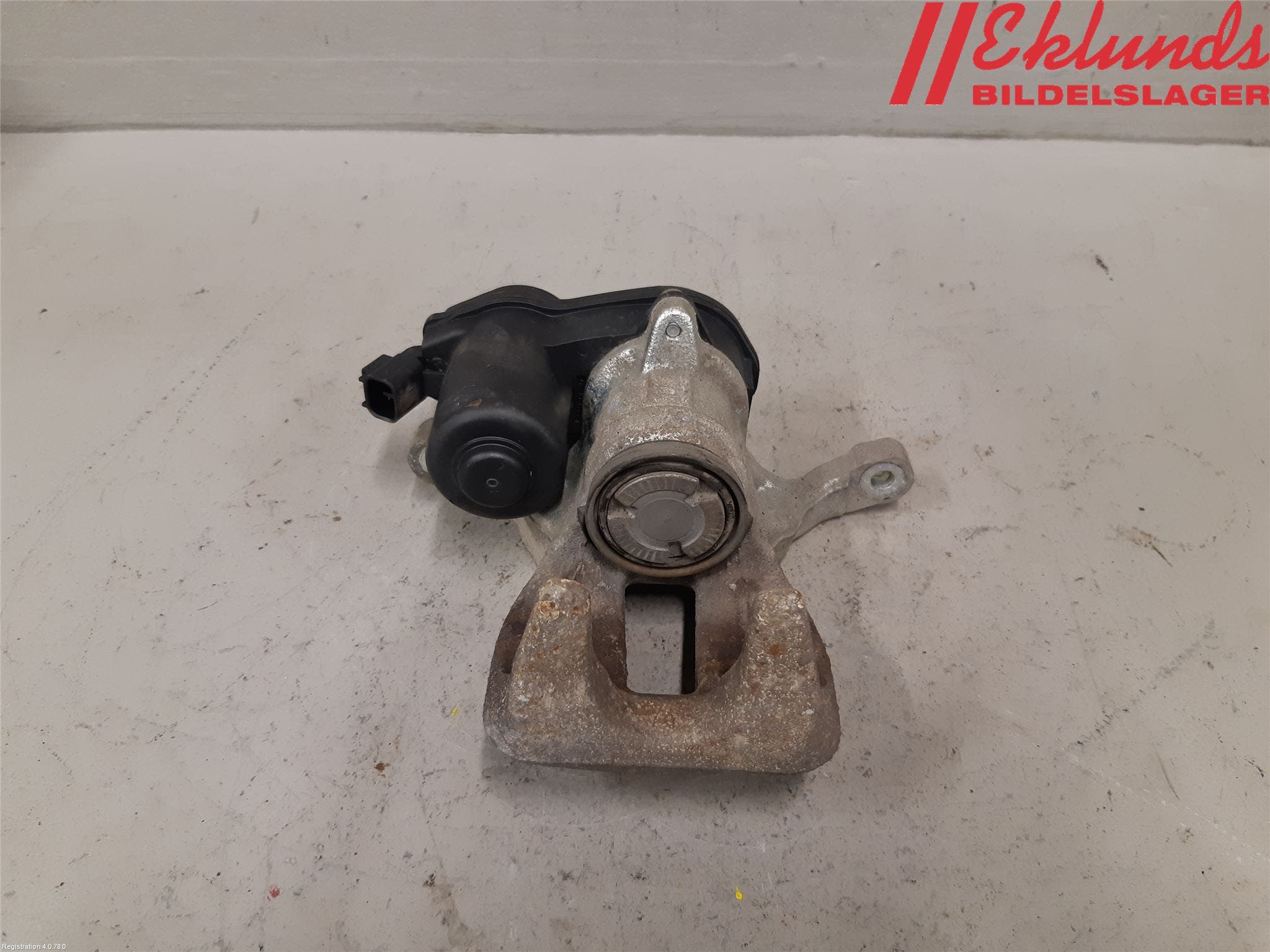 Toyota C-HR 16-23 Bromsok Bak Höger