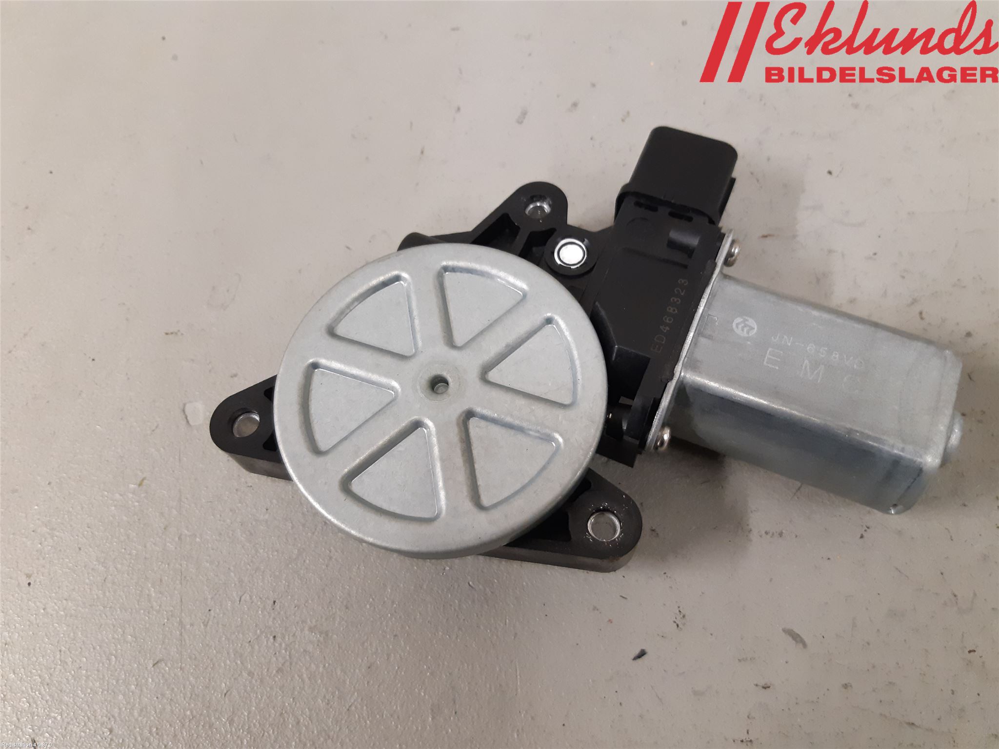 Tesla MODEL S 13- Taklucksmotor