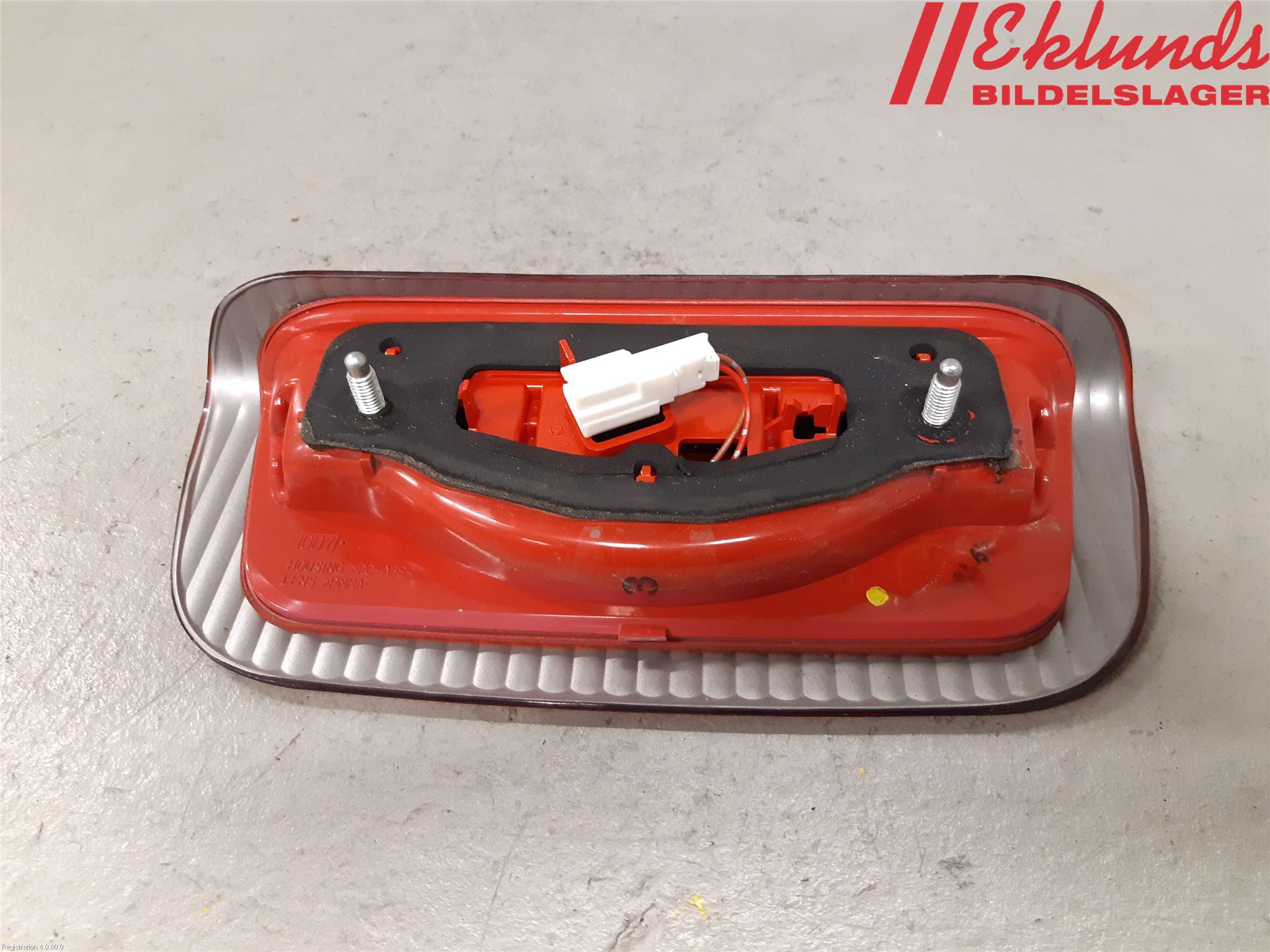 Nissan JUKE 14-19 Bromsljus Bakruta