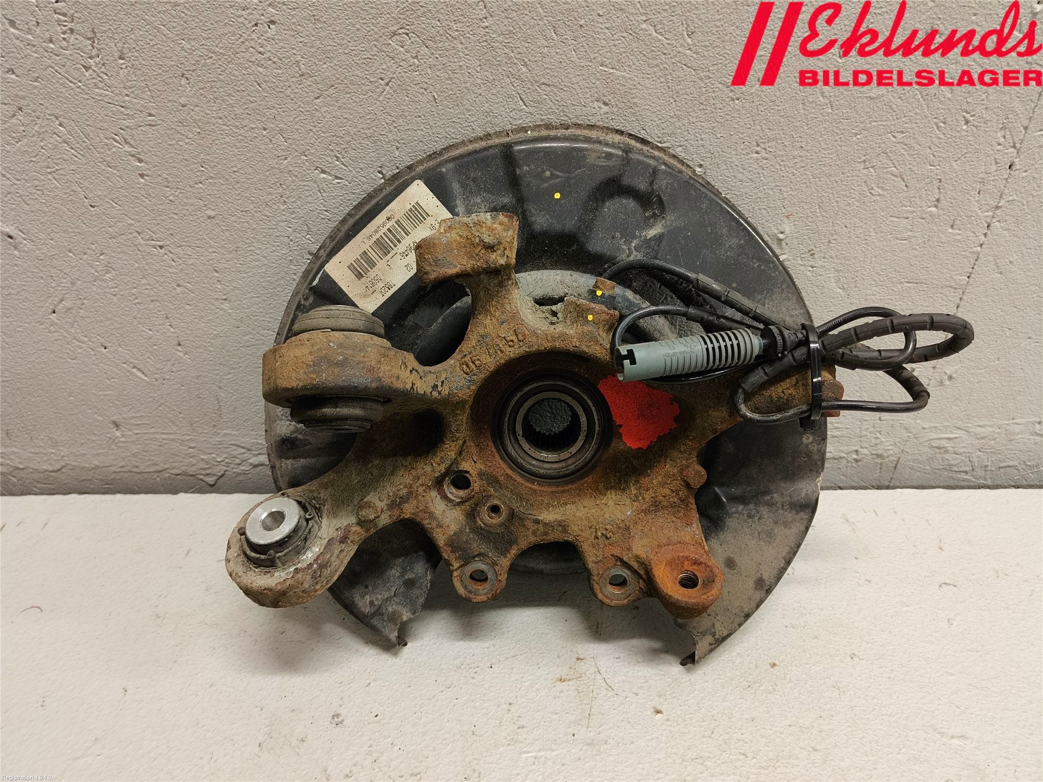 BMW 3 E90/91 SED/TOU 05-12 Hjullagerhus-Spindel Vä B