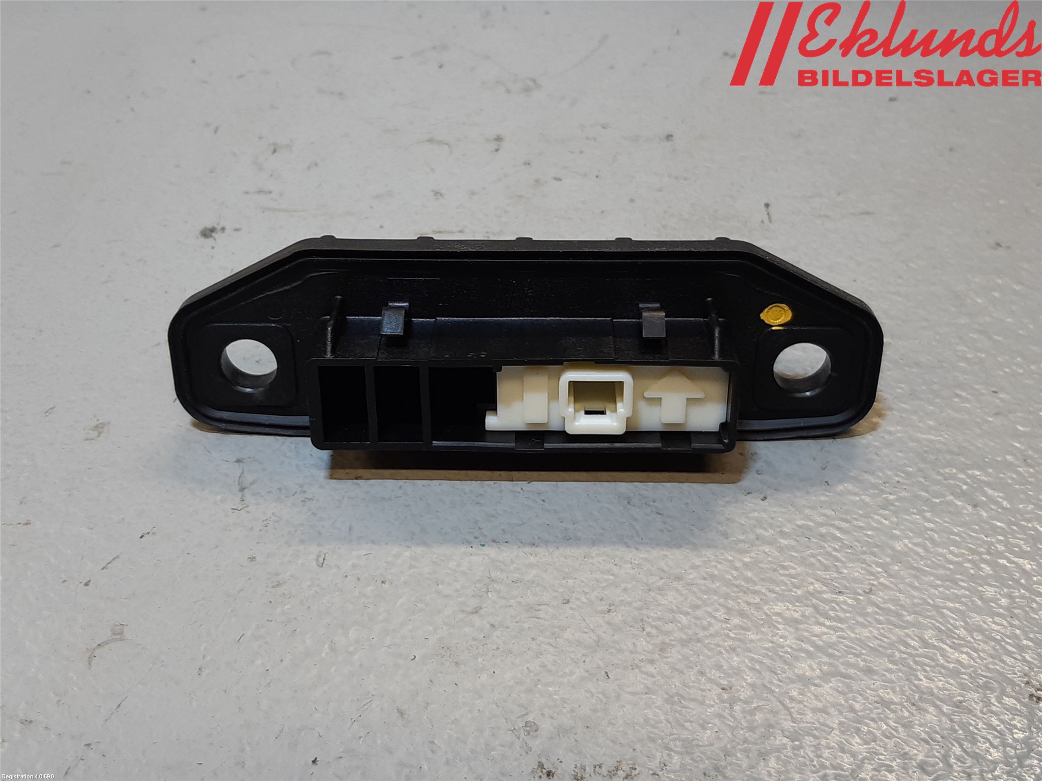 Toyota YARIS XP130 15-20 Bakluckehandtag