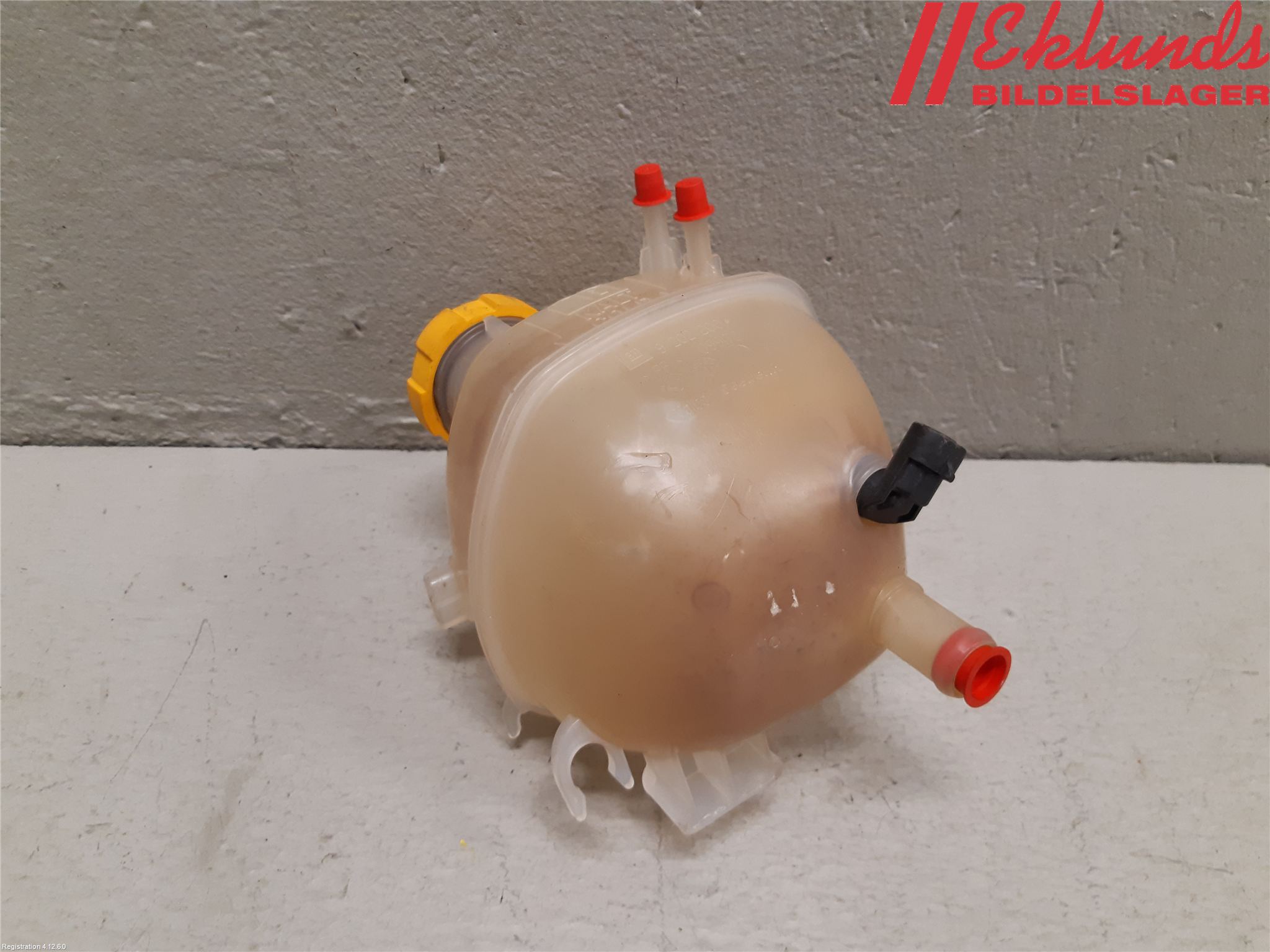 Opel VECTRA C 02-05 Expansionstank