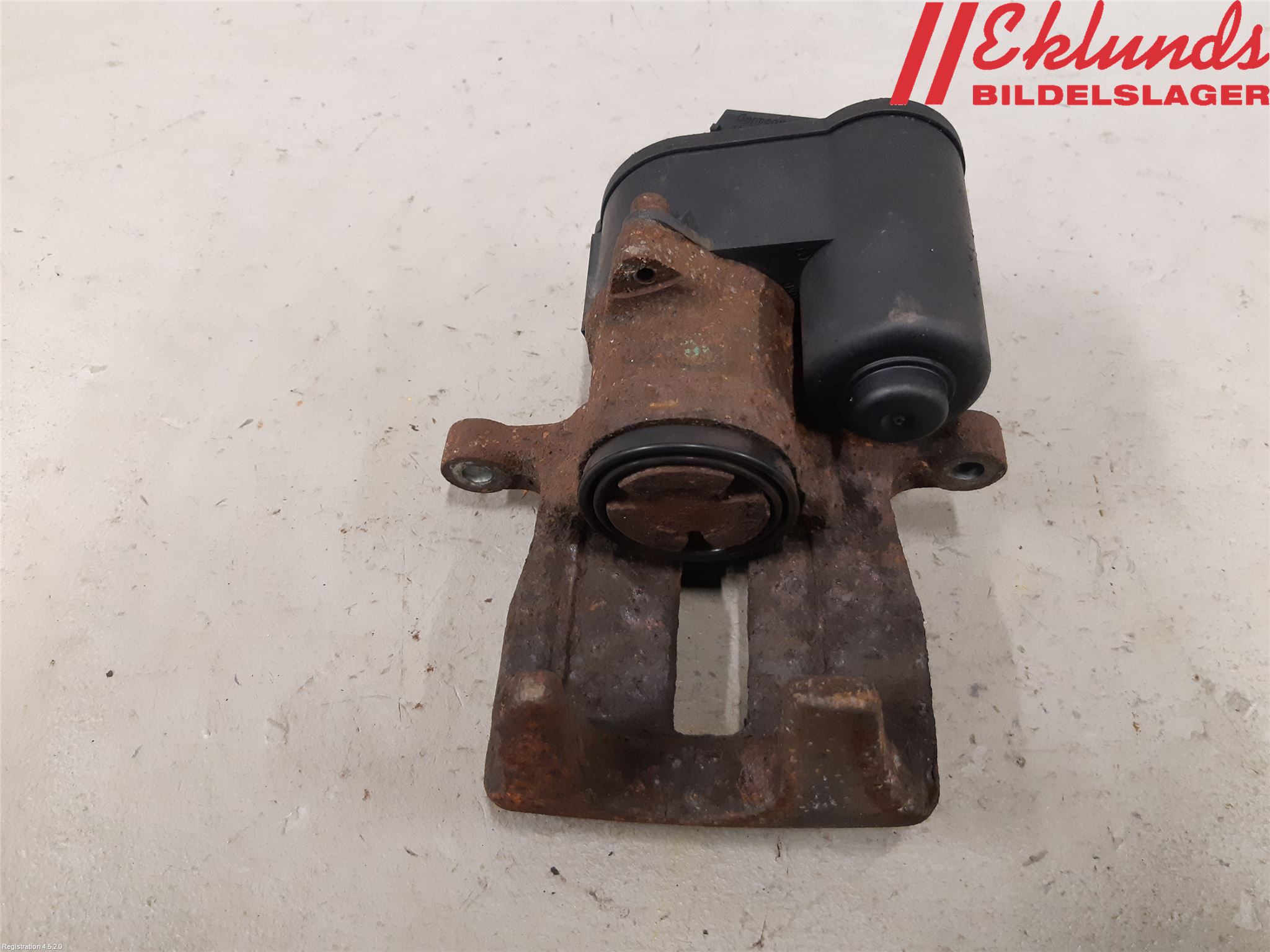 Volkswagen VW PASSAT 11-14 Bromsok Bak Höger