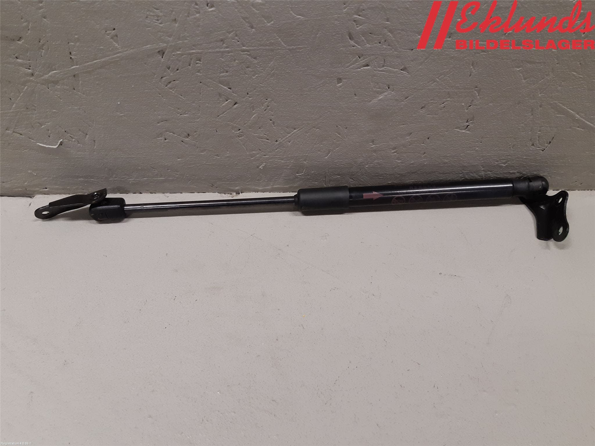 Toyota AYGO X AB70 22- Gasfjäder Baklucka