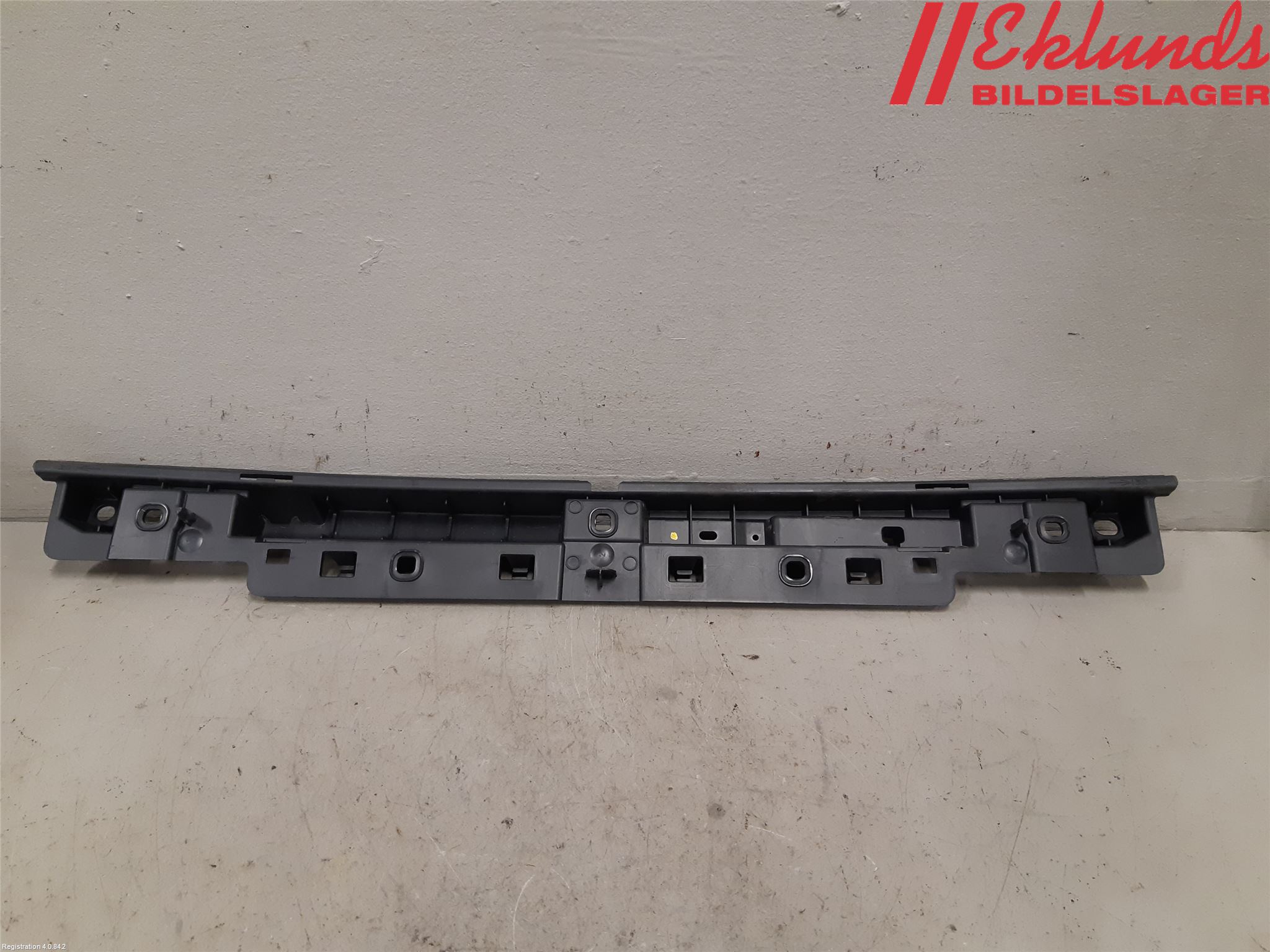 Toyota PROACE II 16- Stötfångardel Bak Mitt